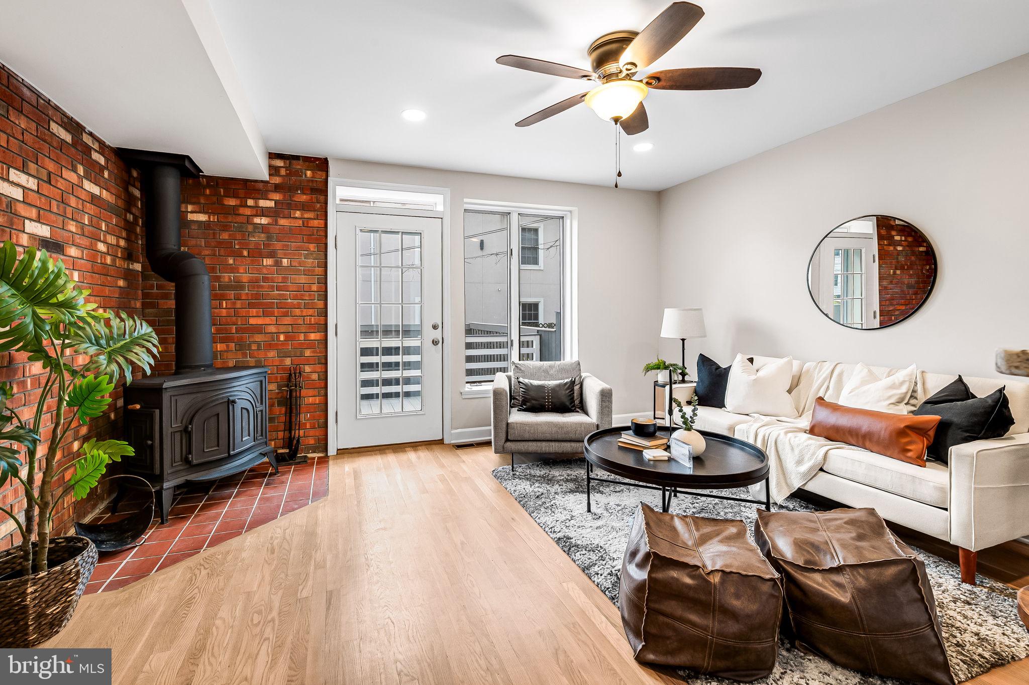 WASHINGTON VILLAGE - Residential