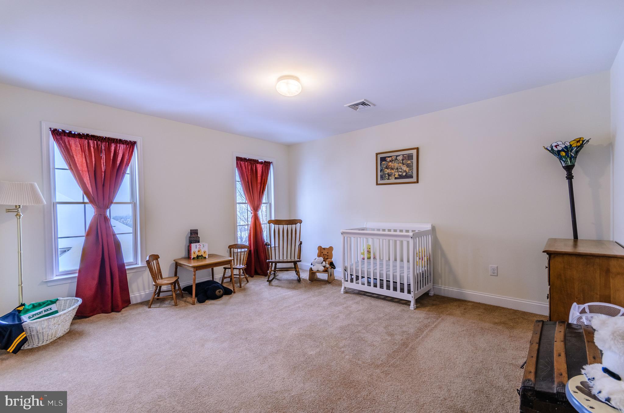 WOODLAND HEIGHTS - Residential