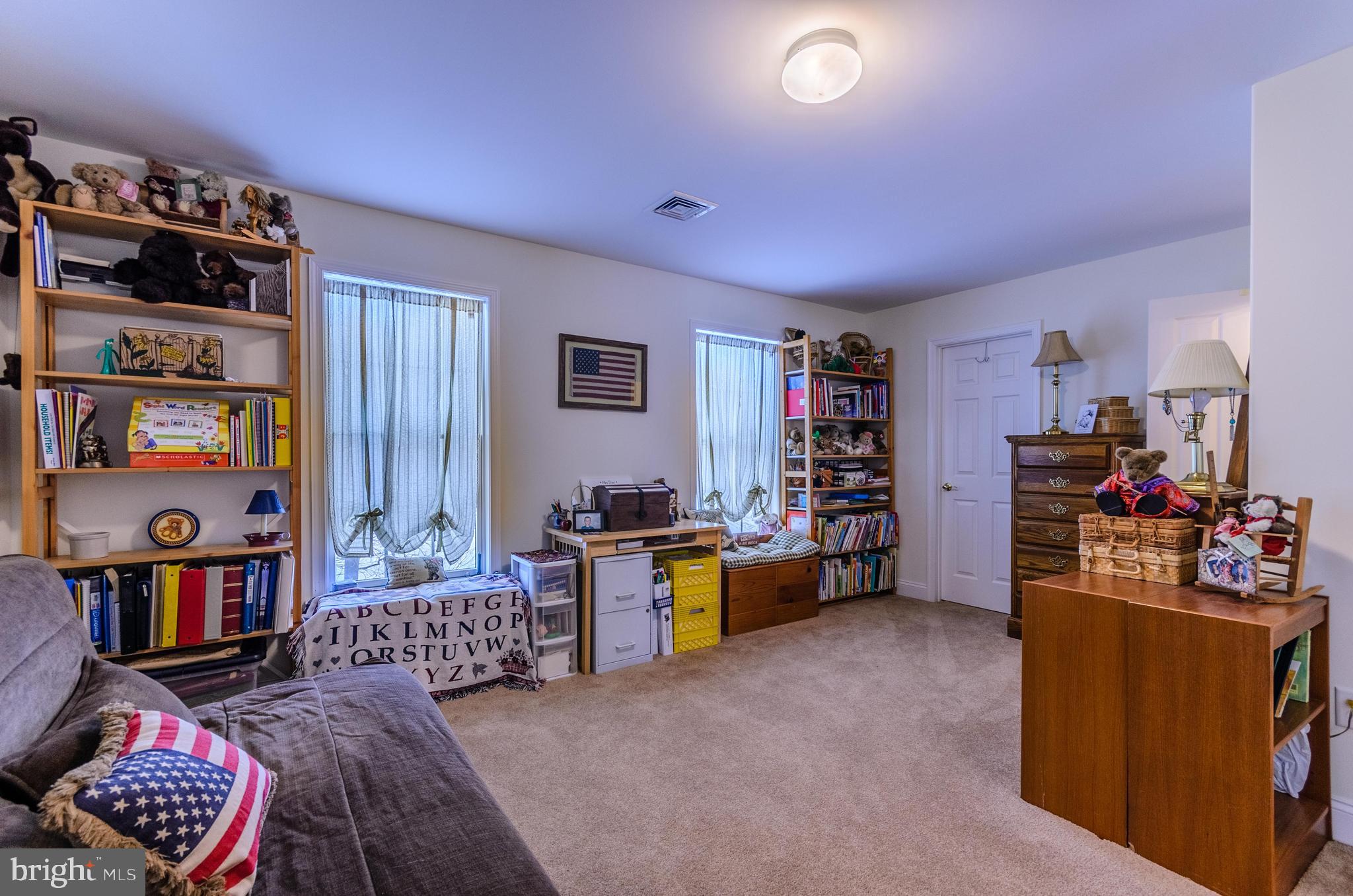 WOODLAND HEIGHTS - Residential