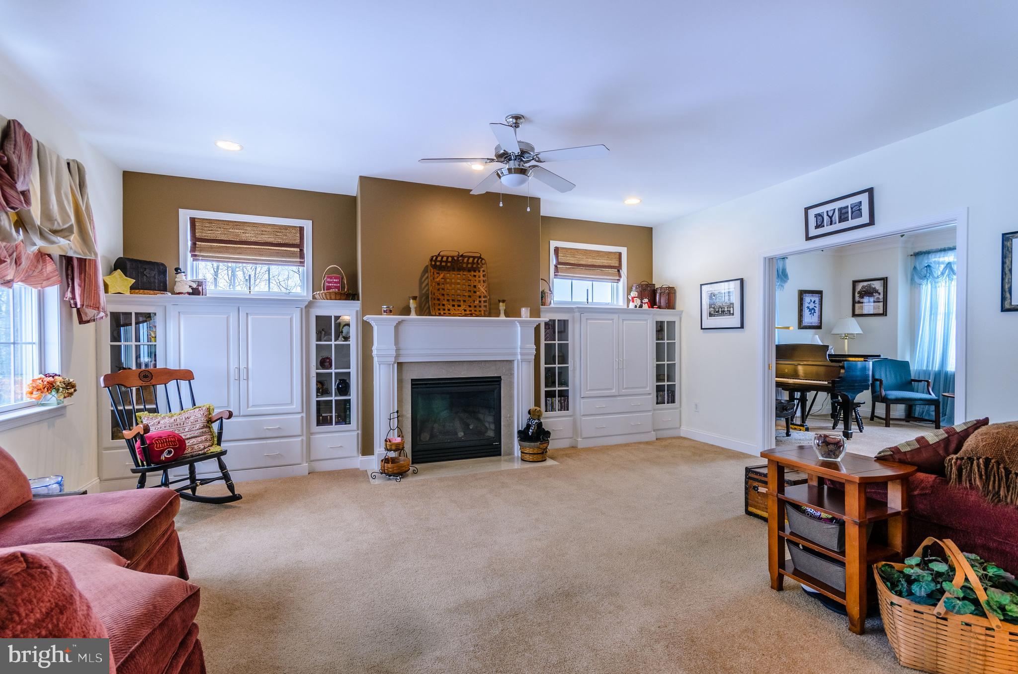 WOODLAND HEIGHTS - Residential