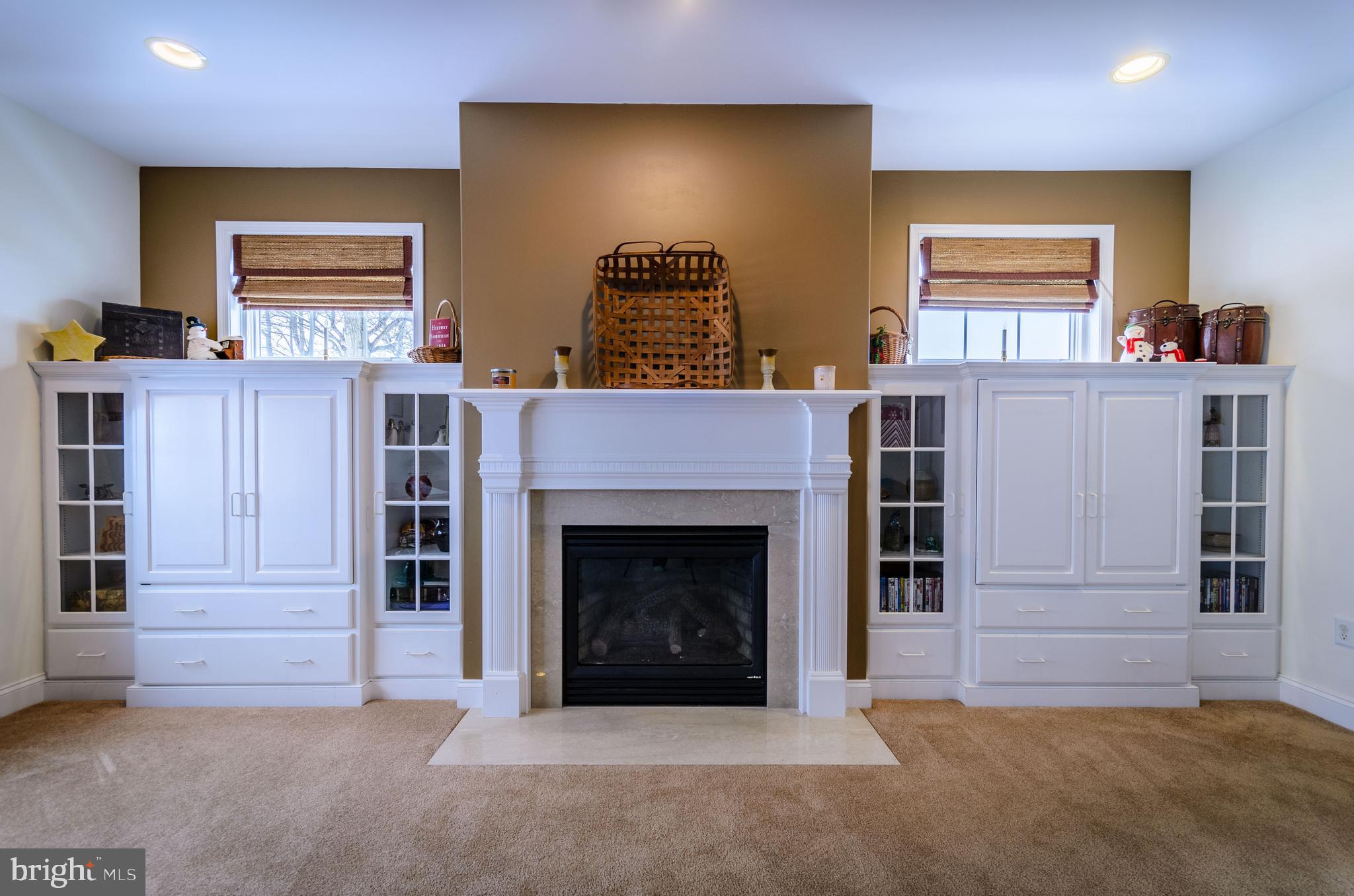 WOODLAND HEIGHTS - Residential