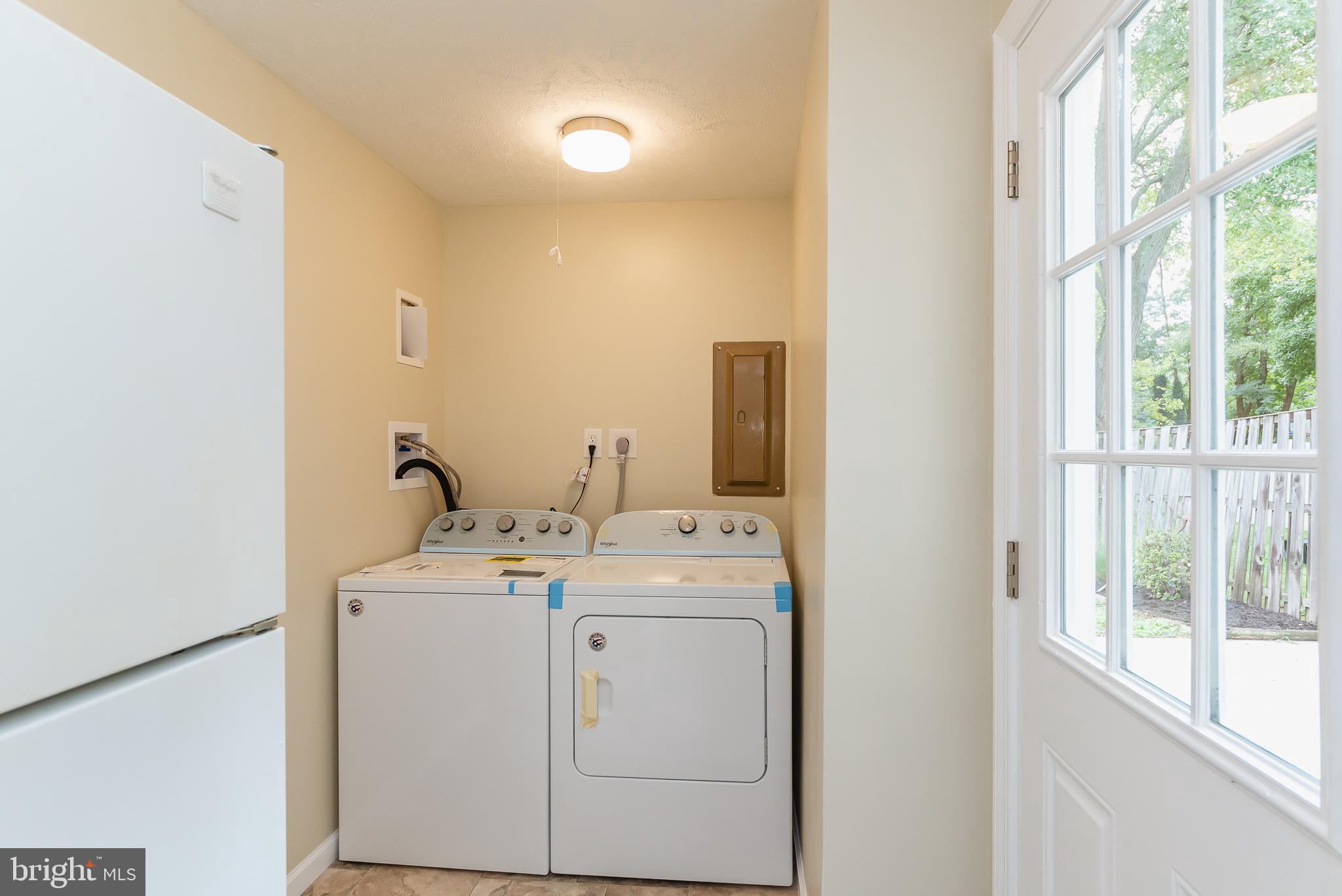 RUMSEY ISLAND - Residential