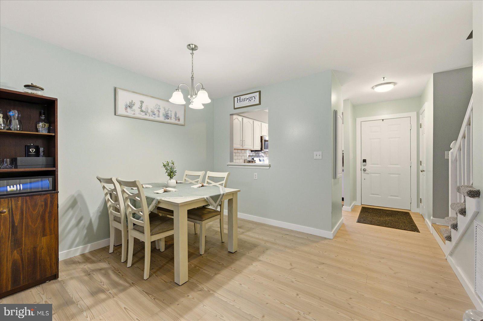 GLADE BY THE POND CM - Residential