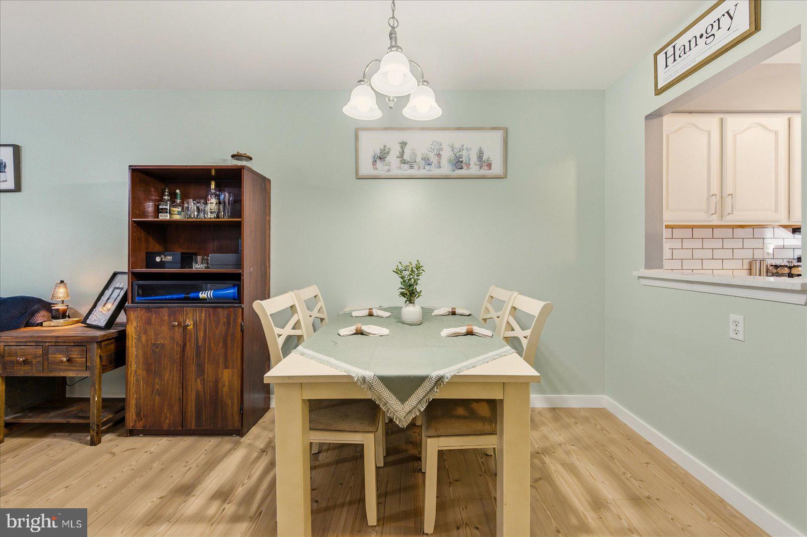 GLADE BY THE POND CM - Residential