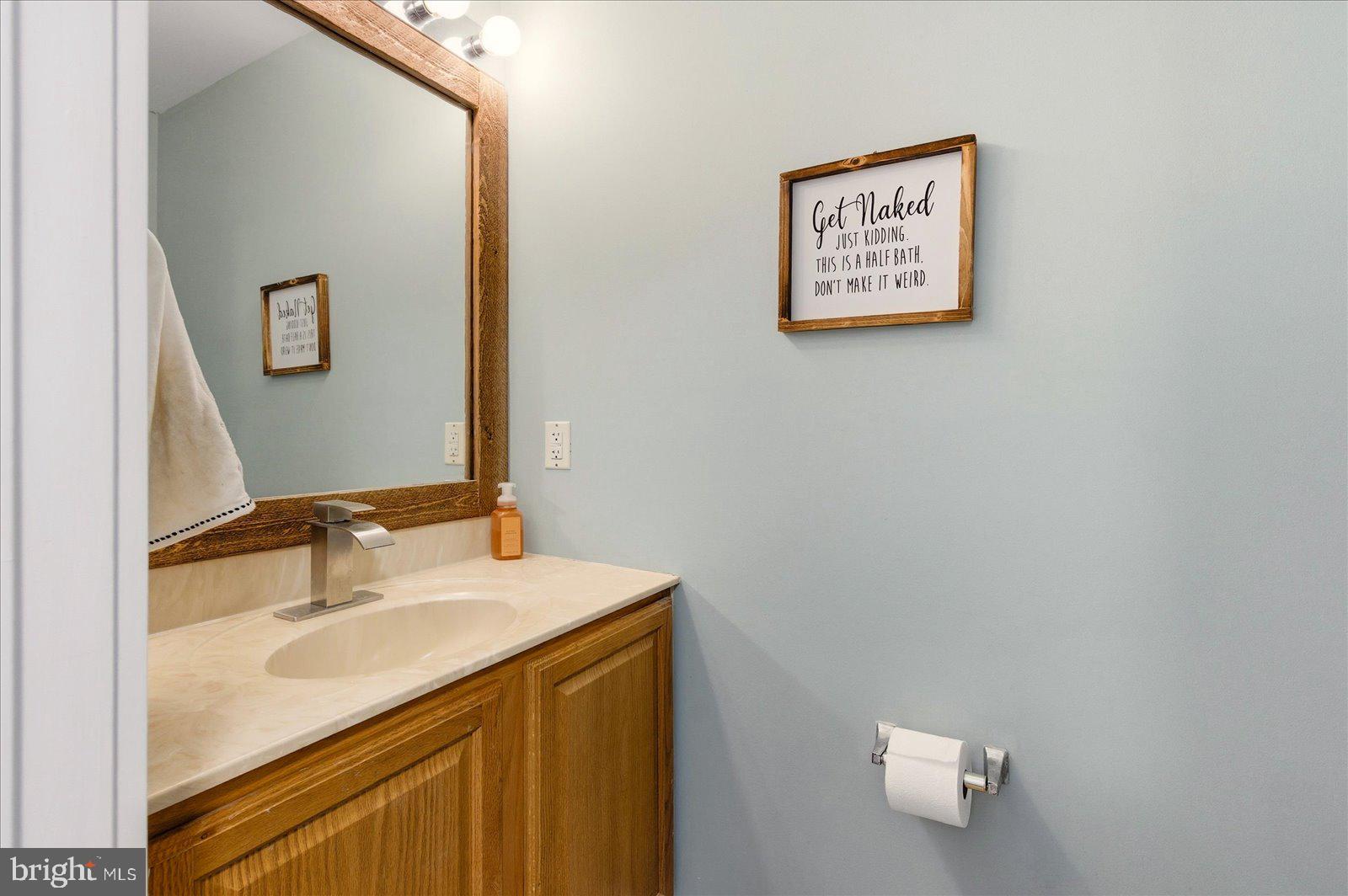 GLADE BY THE POND CM - Residential