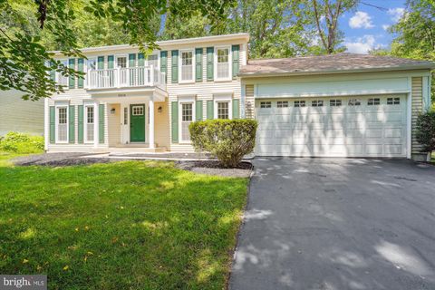 5816 OAK LEATHER DRIVE BURKE VA 22015