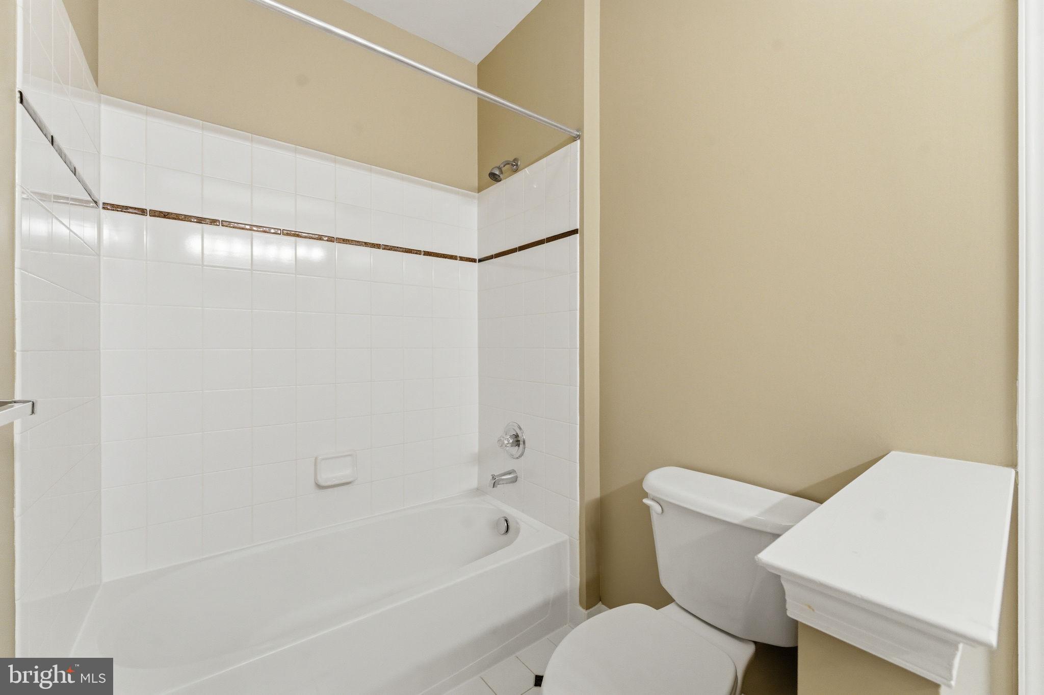 BELMONT COUNTRY CLUB - Residential