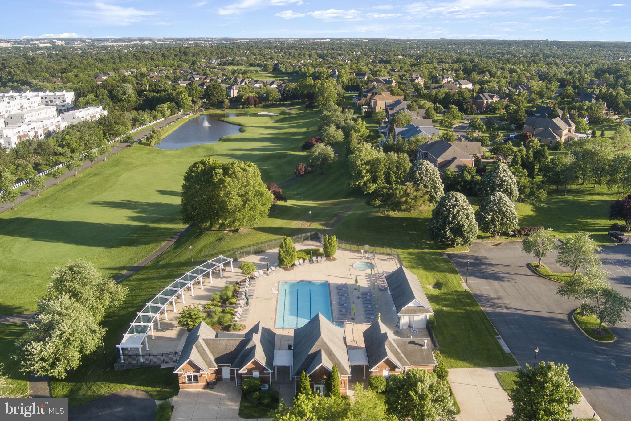 BELMONT COUNTRY CLUB - Residential