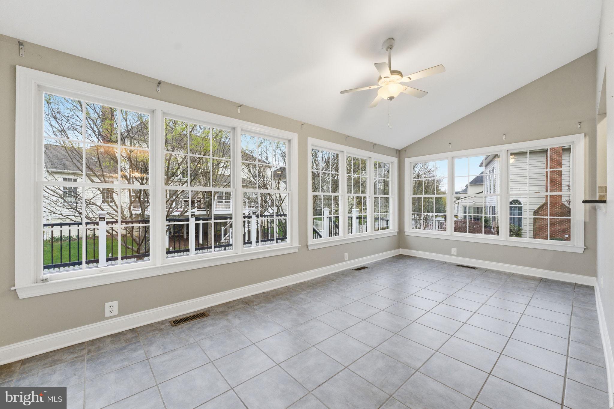 BELMONT COUNTRY CLUB - Residential