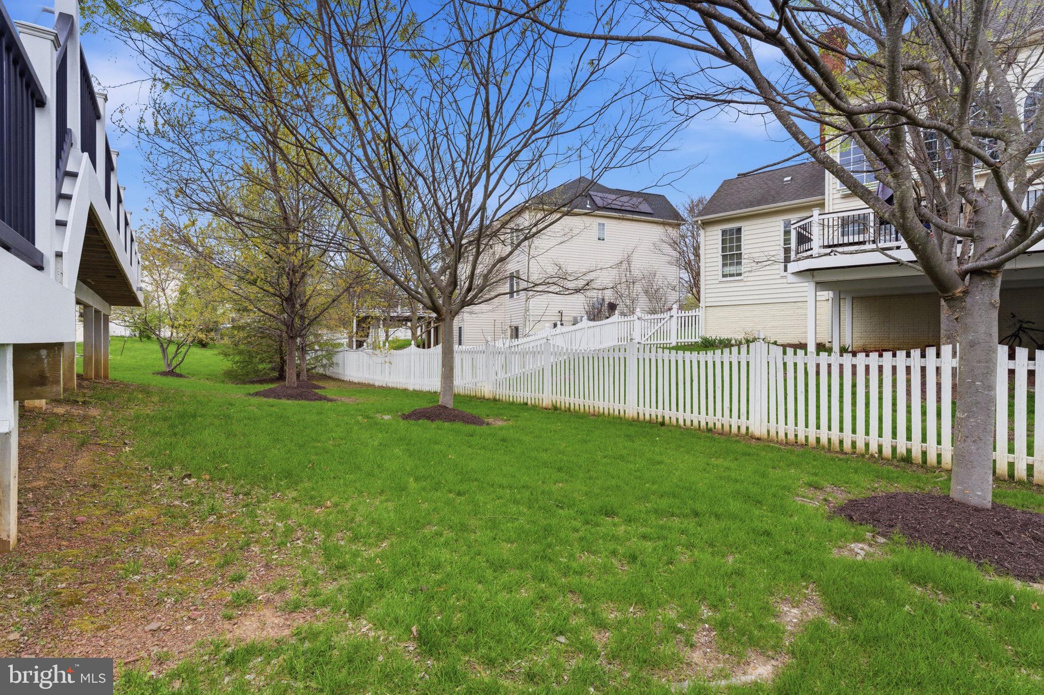 BELMONT COUNTRY CLUB - Residential