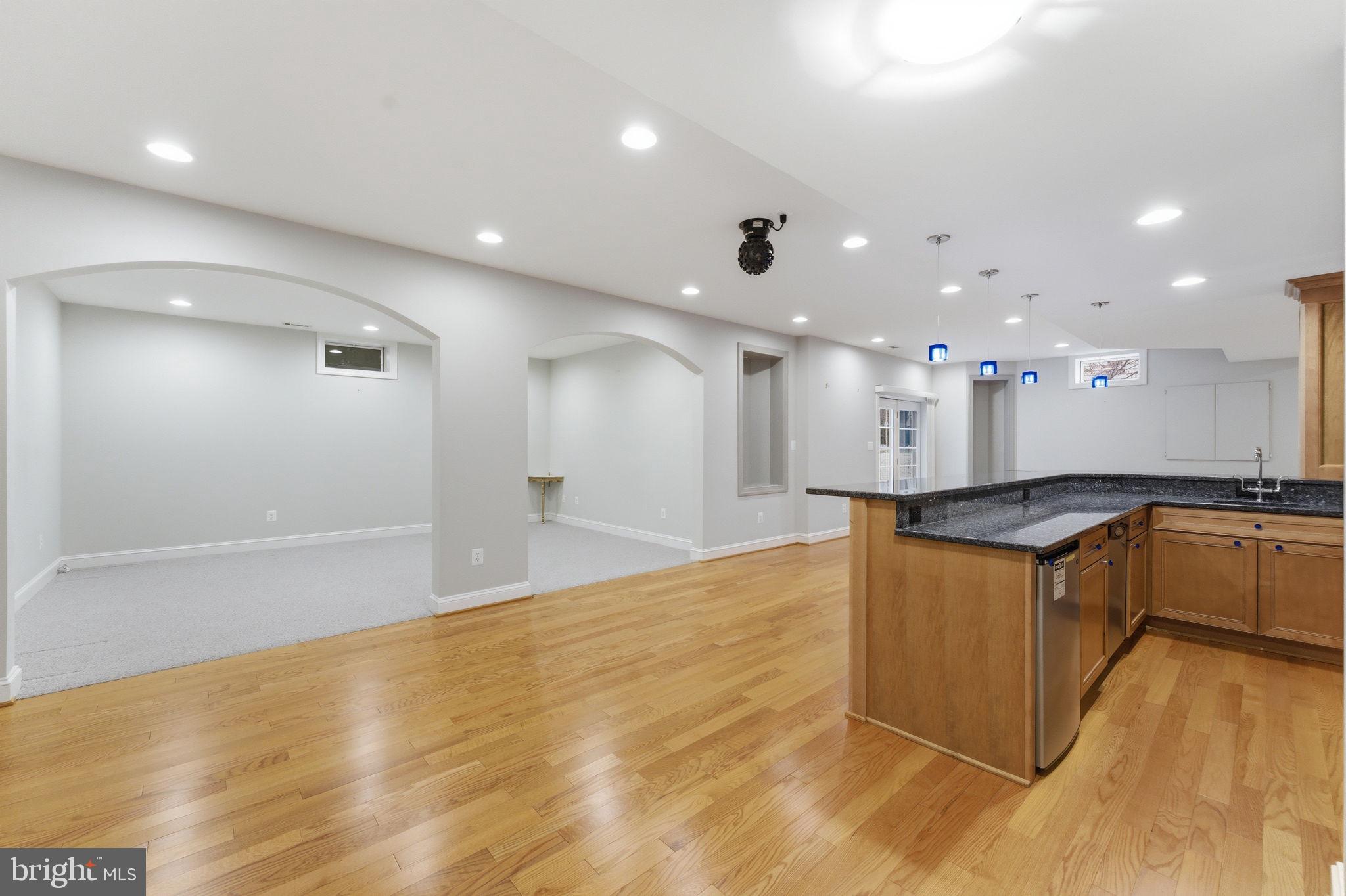 BELMONT COUNTRY CLUB - Residential