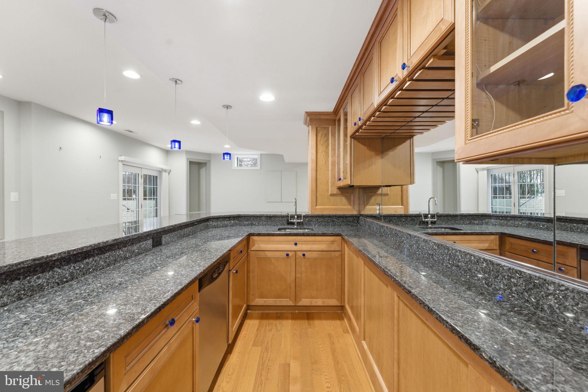 BELMONT COUNTRY CLUB - Residential