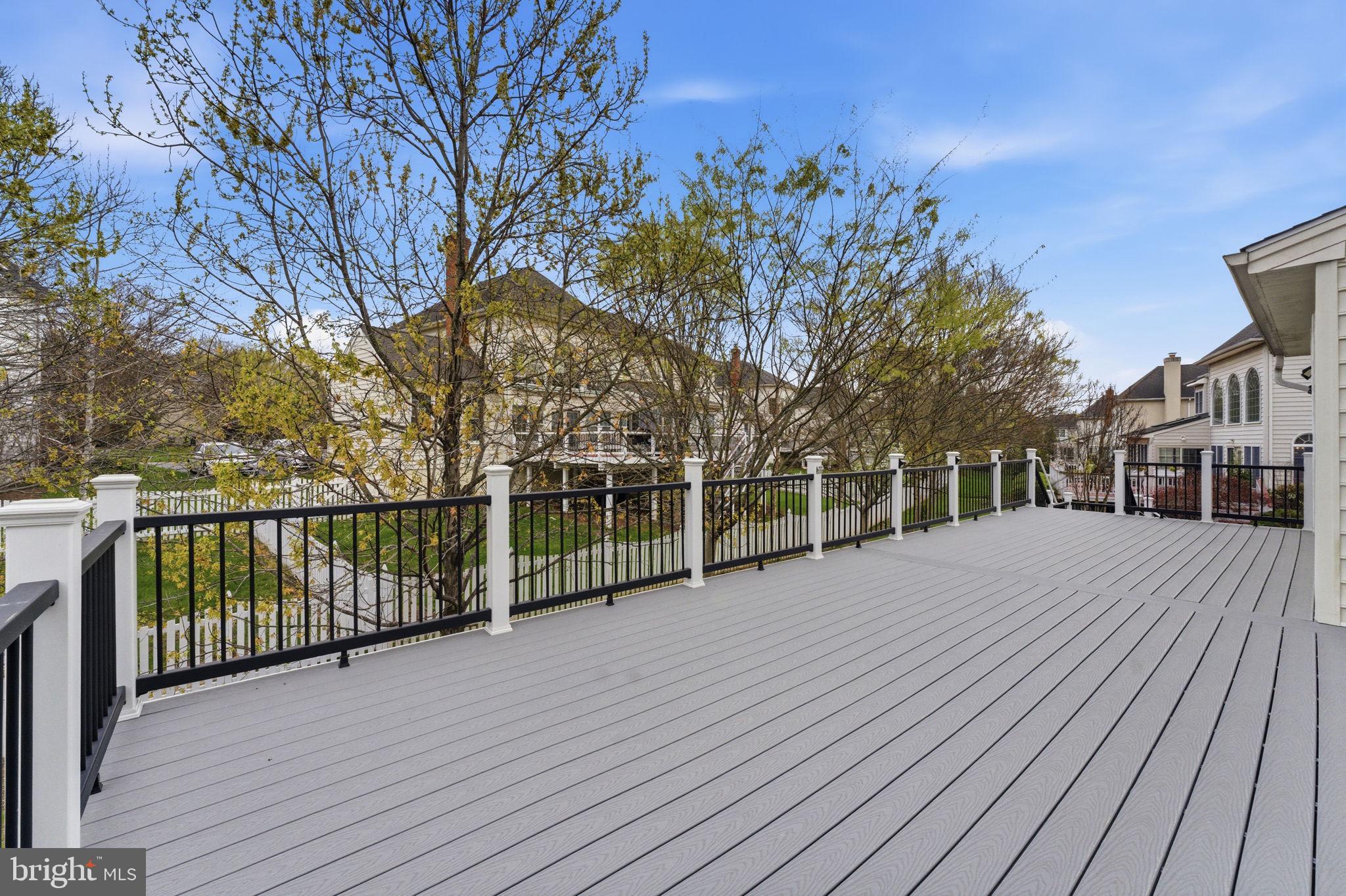 BELMONT COUNTRY CLUB - Residential