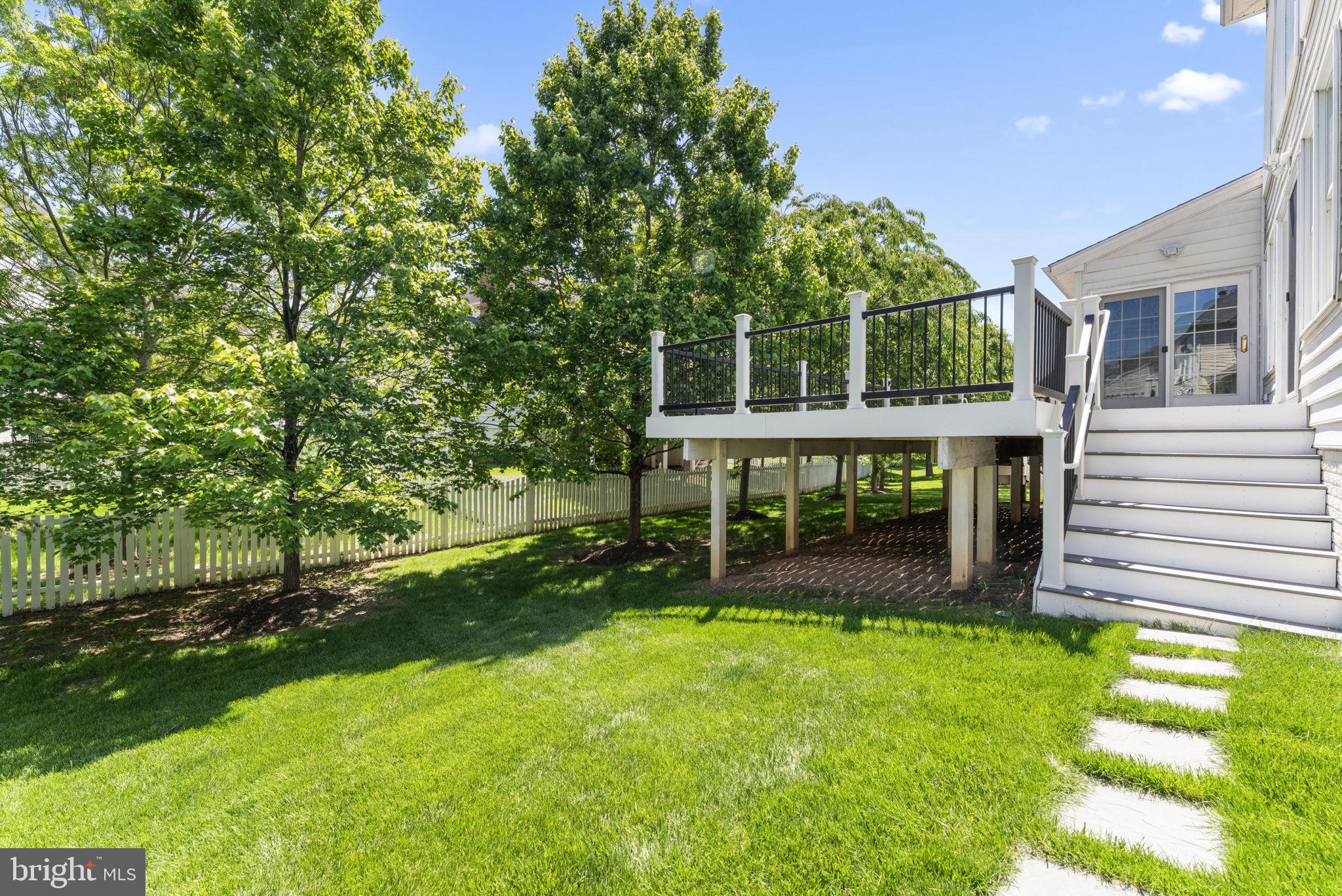 BELMONT COUNTRY CLUB - Residential