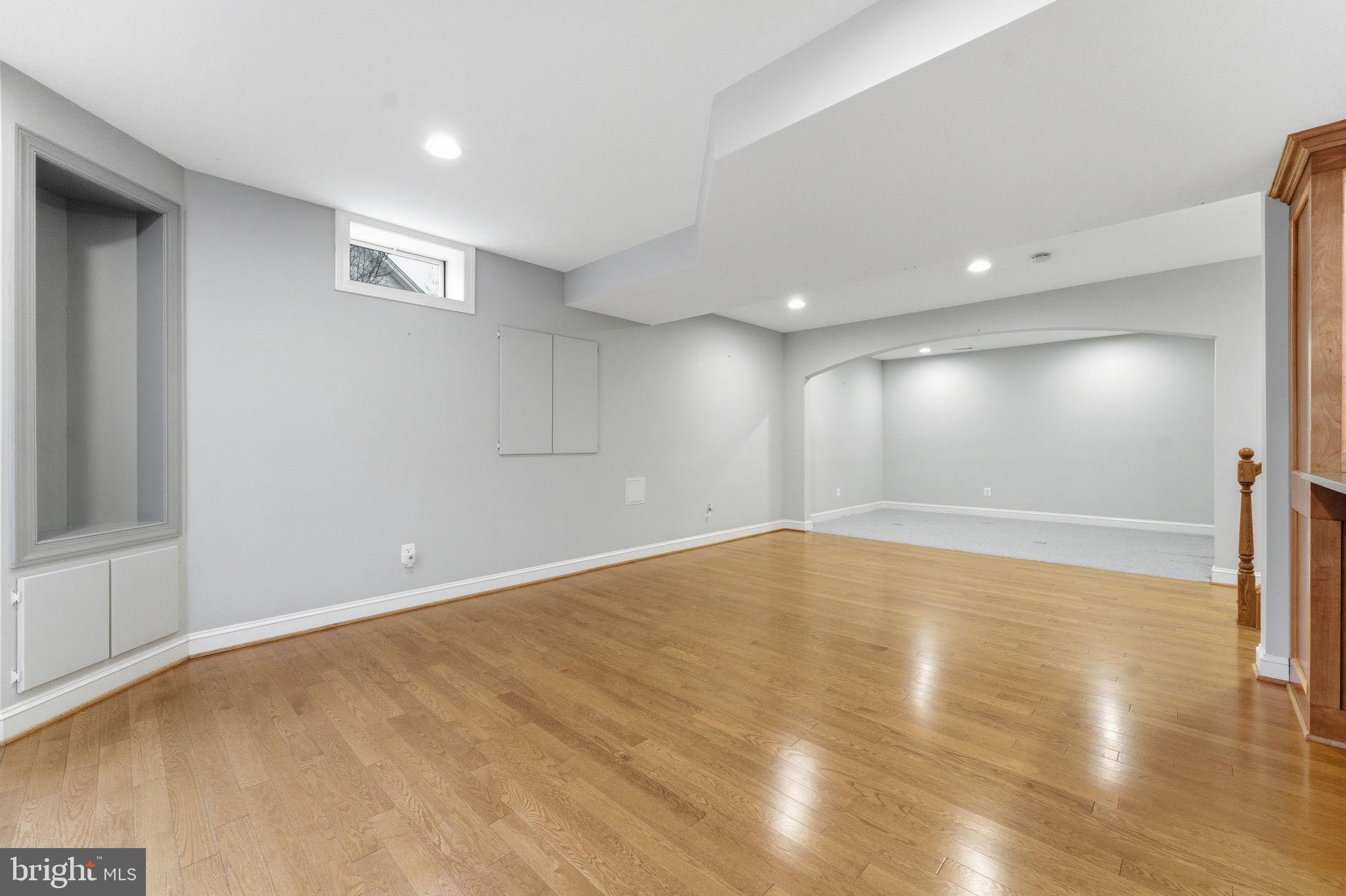 BELMONT COUNTRY CLUB - Residential