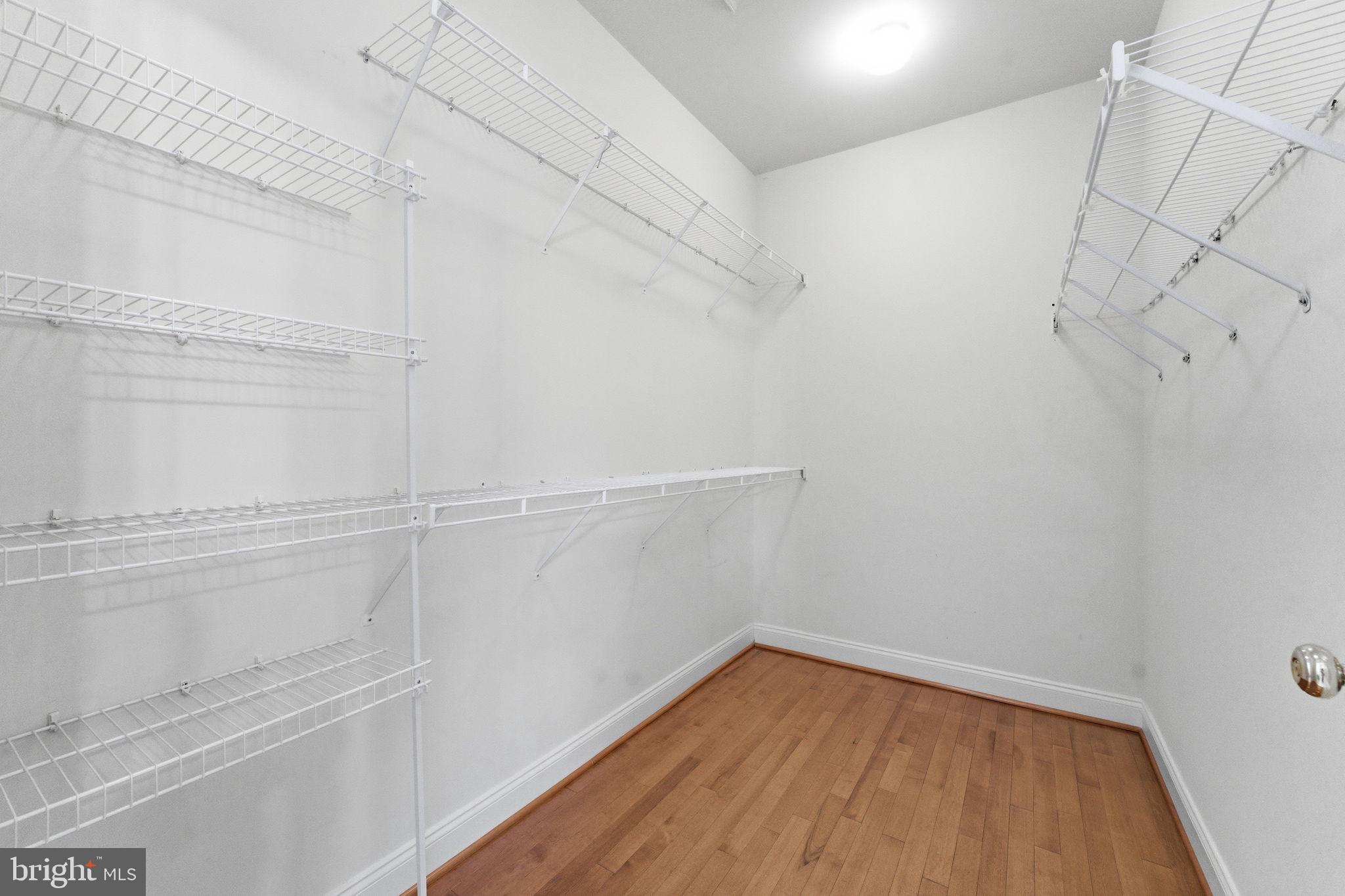 BELMONT COUNTRY CLUB - Residential