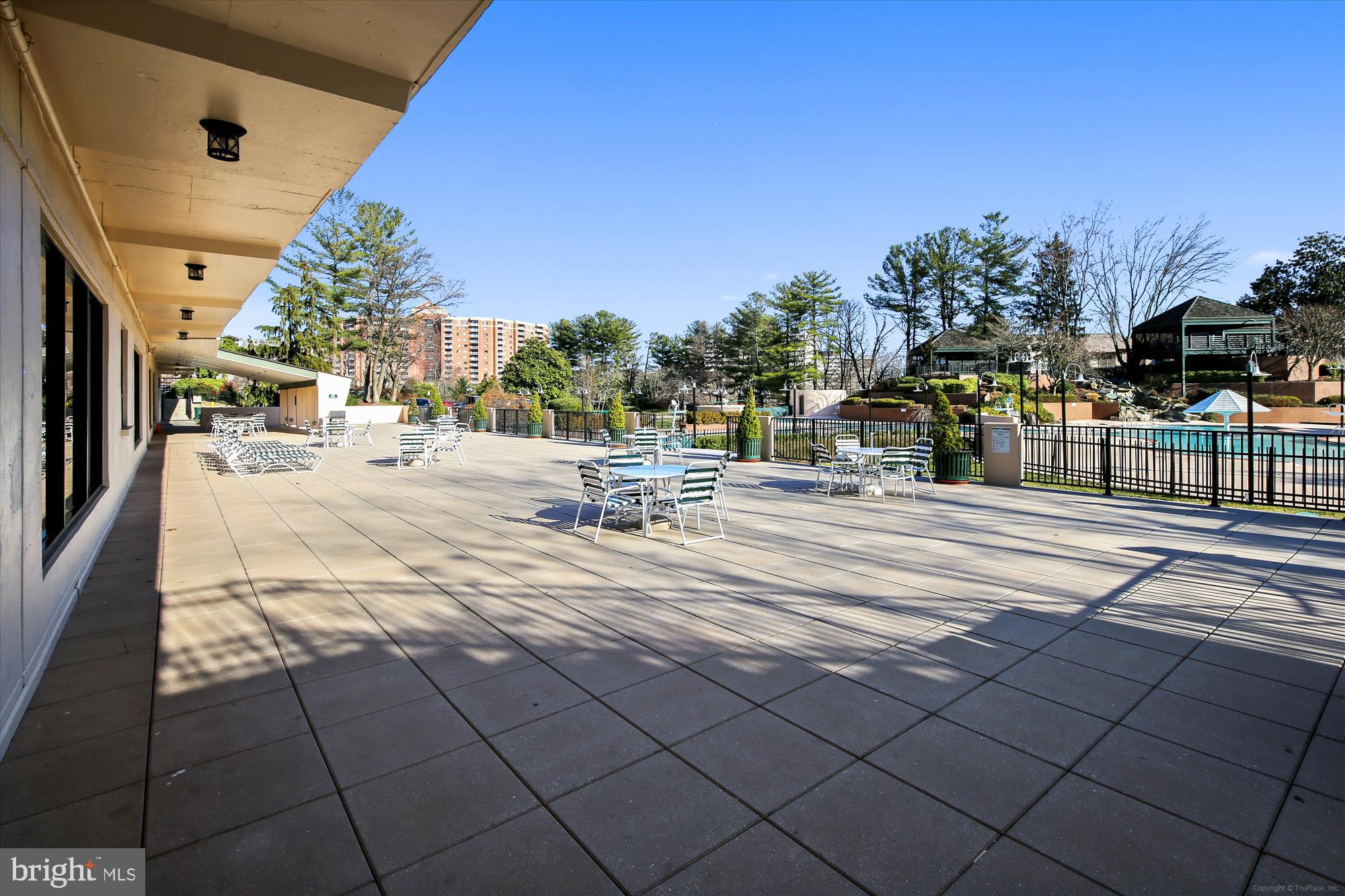 WATERGATE AT LANDMARK - Residential