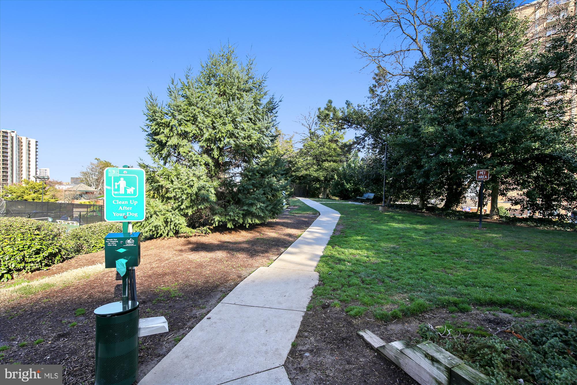 WATERGATE AT LANDMARK - Residential