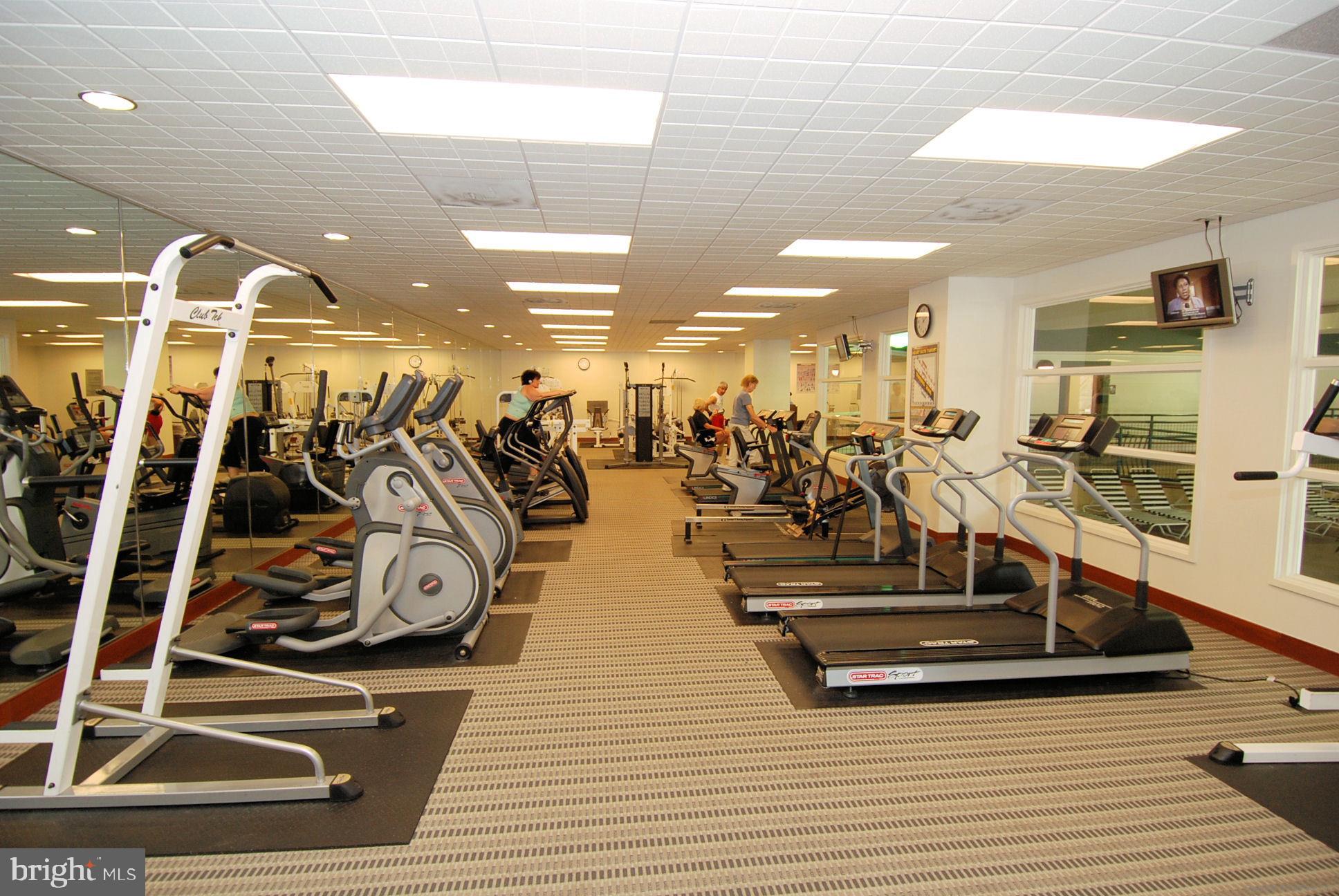 WATERGATE AT LANDMARK - Residential