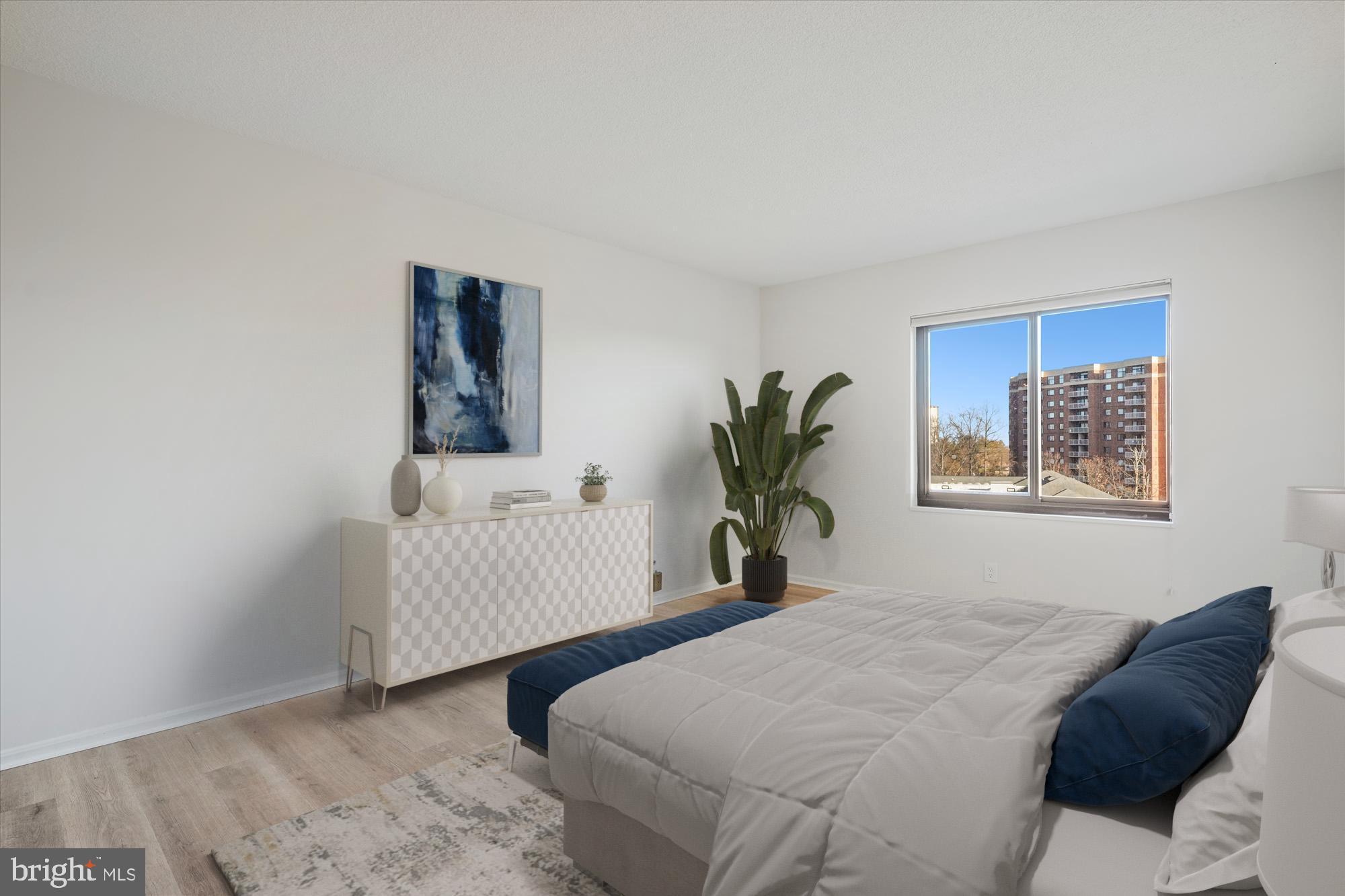 WATERGATE AT LANDMARK - Residential