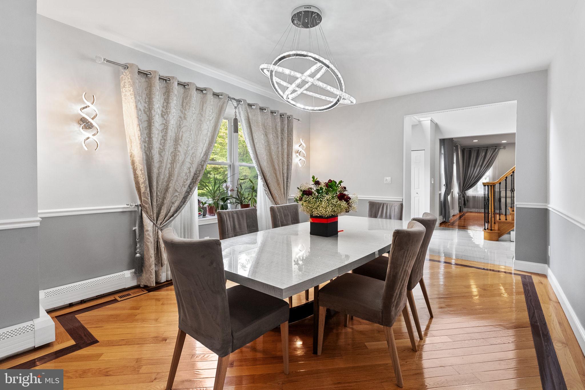 HOLLAND MEADOWS - Residential