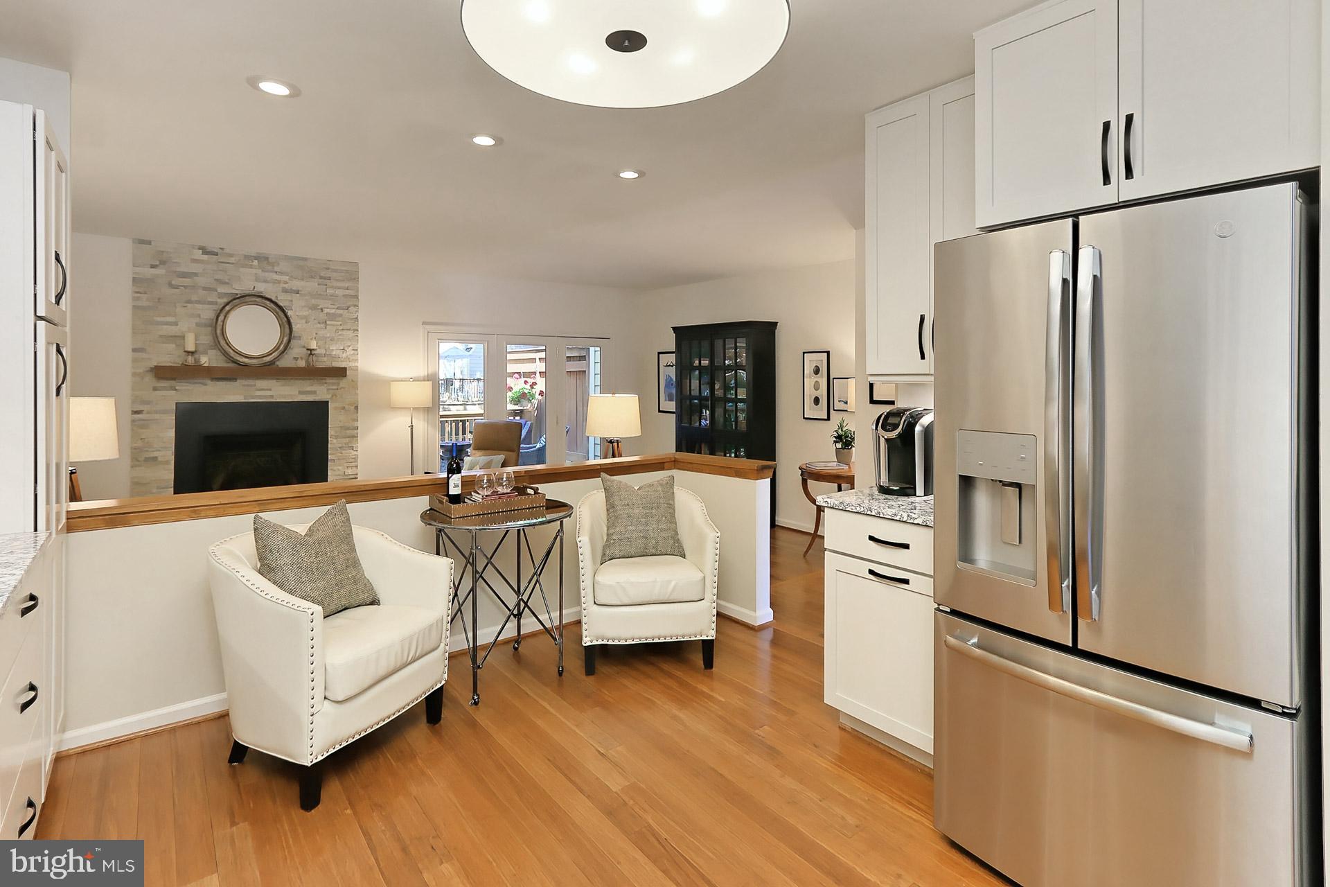 FAIR LAKES - Residential