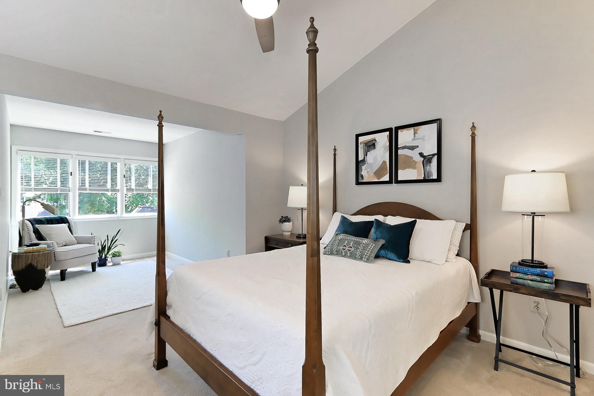 FAIR LAKES - Residential