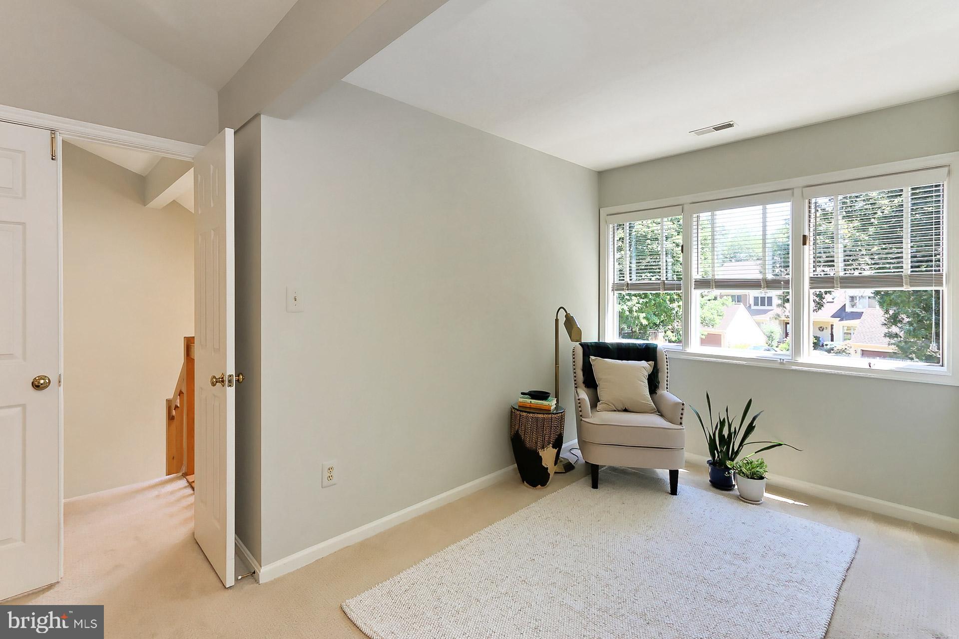 FAIR LAKES - Residential