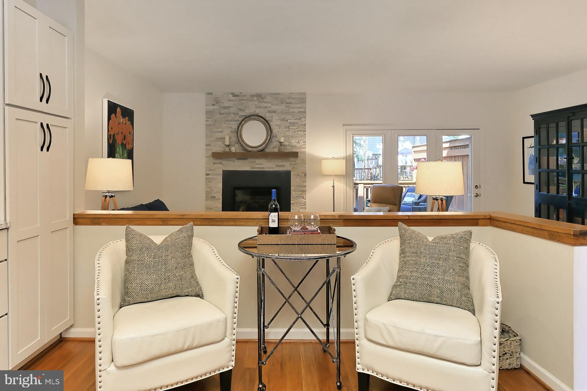 FAIR LAKES - Residential