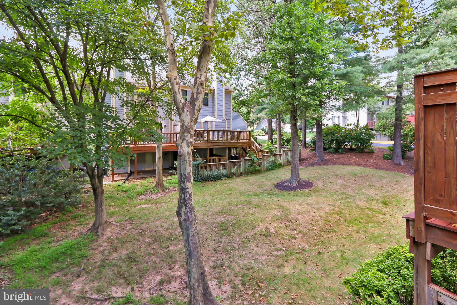 FAIR LAKES - Residential