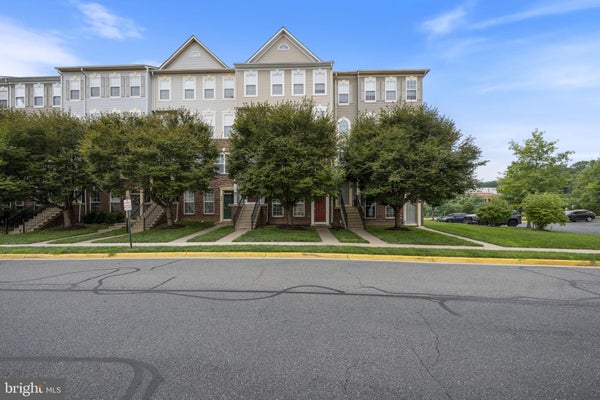 15555 JOHN DISKIN CIR, WOODBRIDGE, VA 22191 - Image 6f5f27ca785c7fa18b4530e1484aada2/130674489