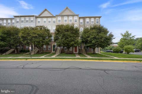 Townhouse For Rent - 15555 John Diskin Circle<br/> WOODBRIDGE, VA 22191