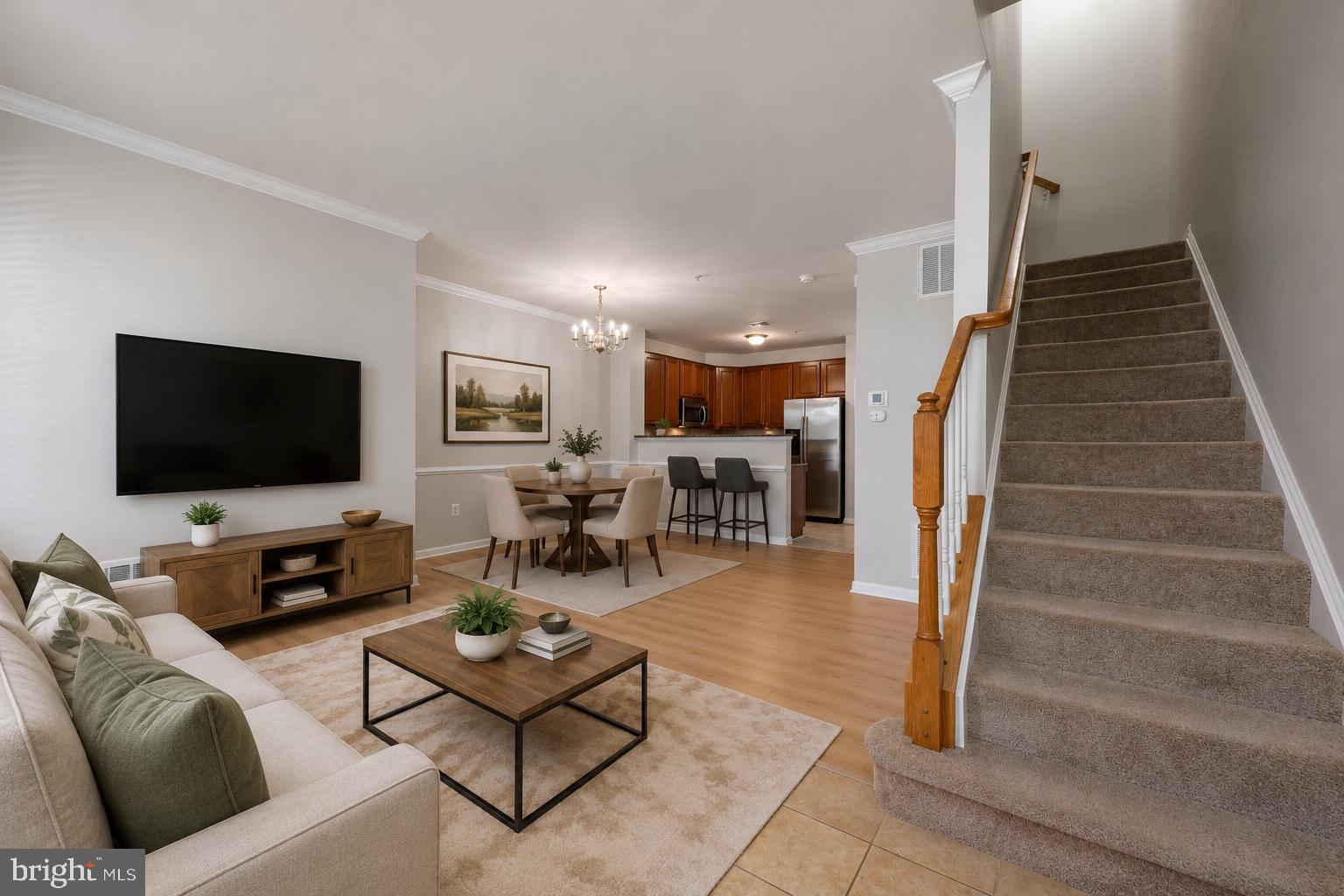 15555 JOHN DISKIN CIRCLE