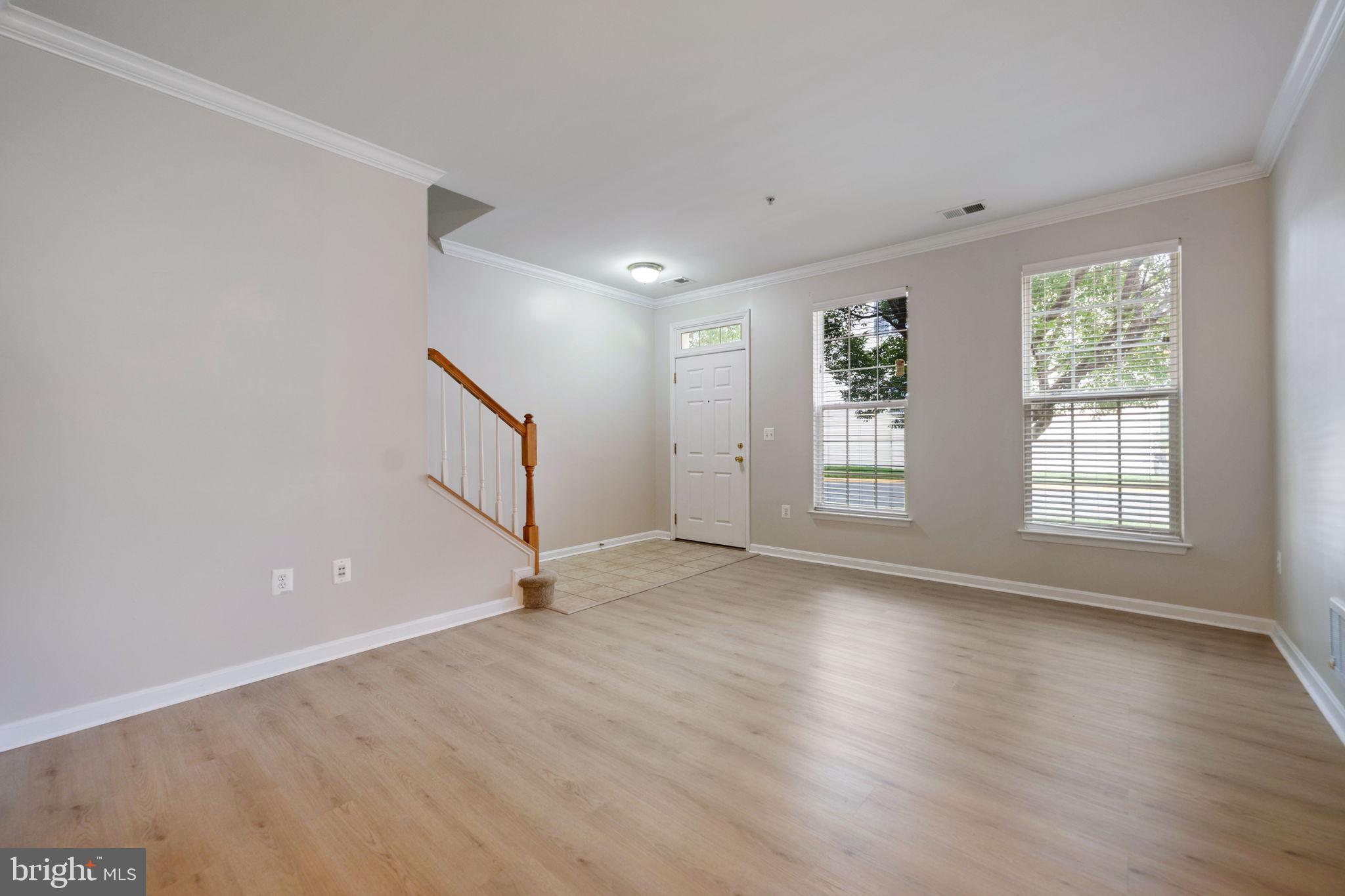 15555 JOHN DISKIN CIRCLE