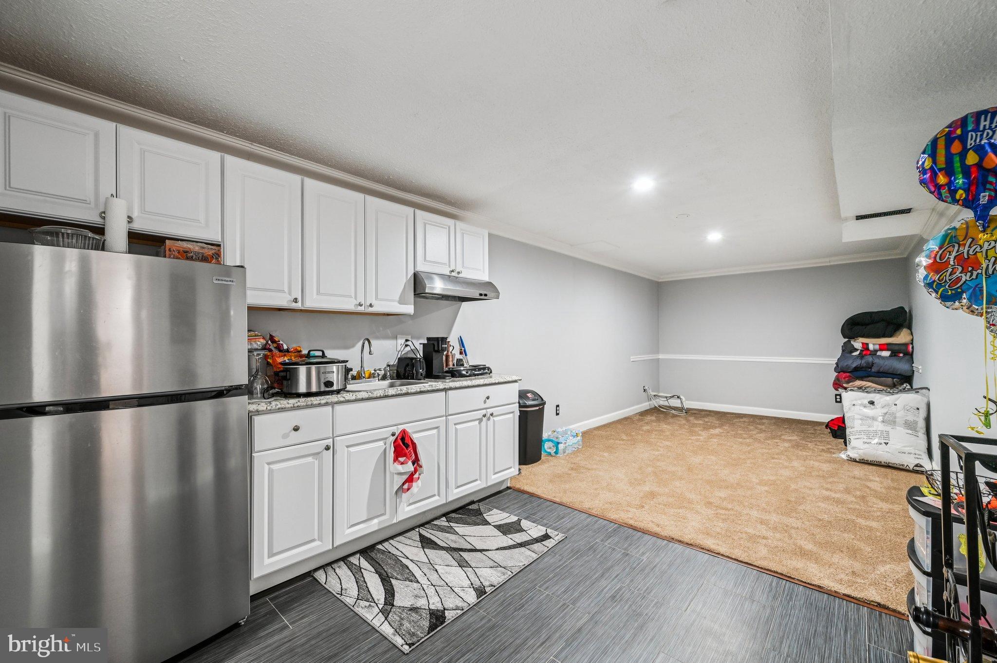 SWEEPSTAKES PARK - Residential