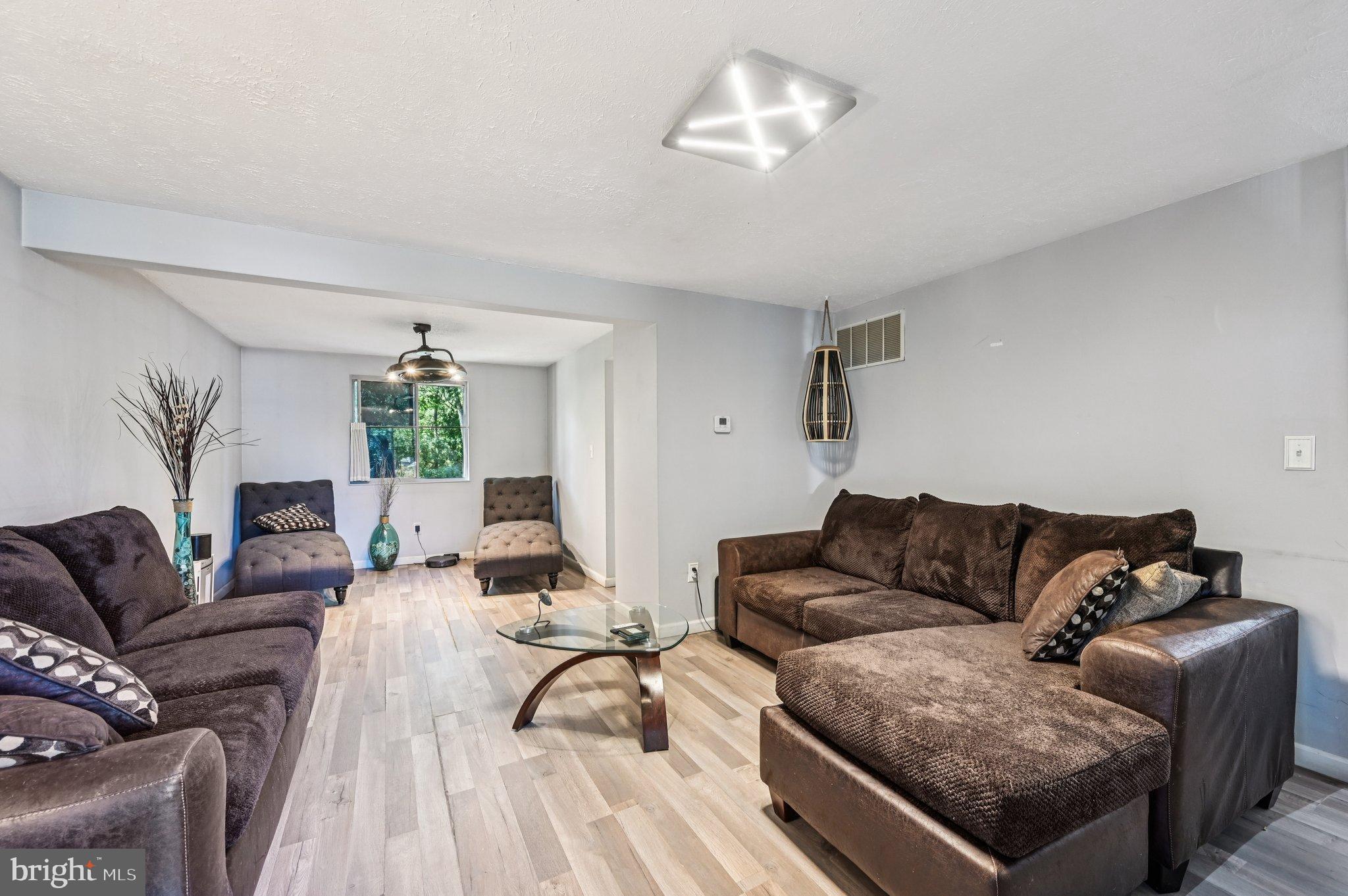 SWEEPSTAKES PARK - Residential