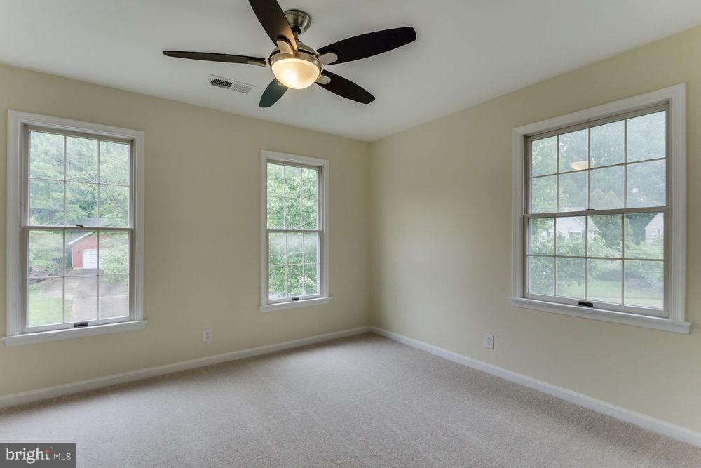 HUMMER WOODS ESTATES - Residential