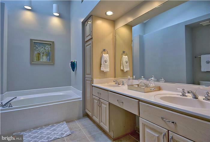 WESTHAVEN - Residential