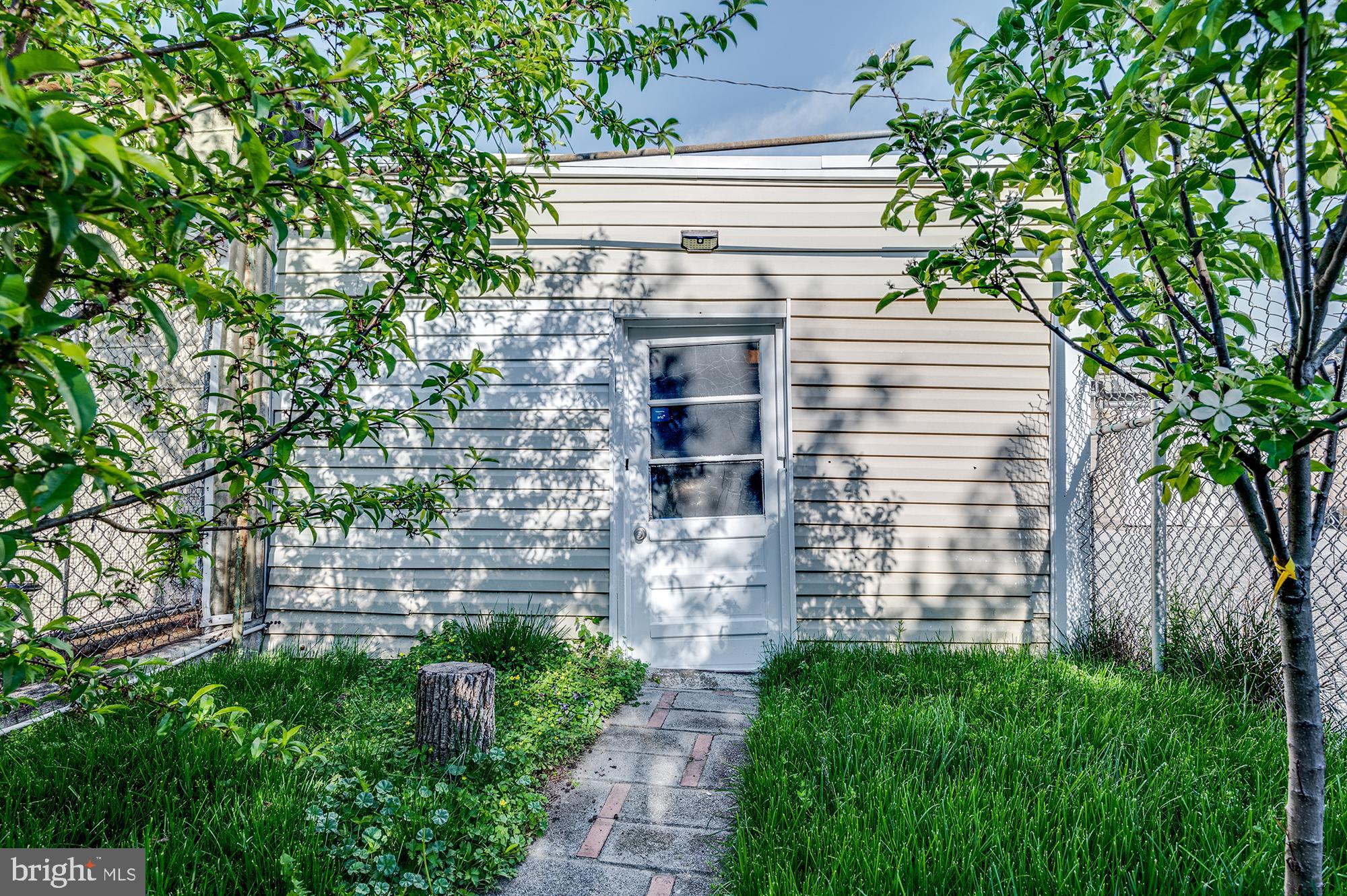 HIGHLANDTOWN - Residential