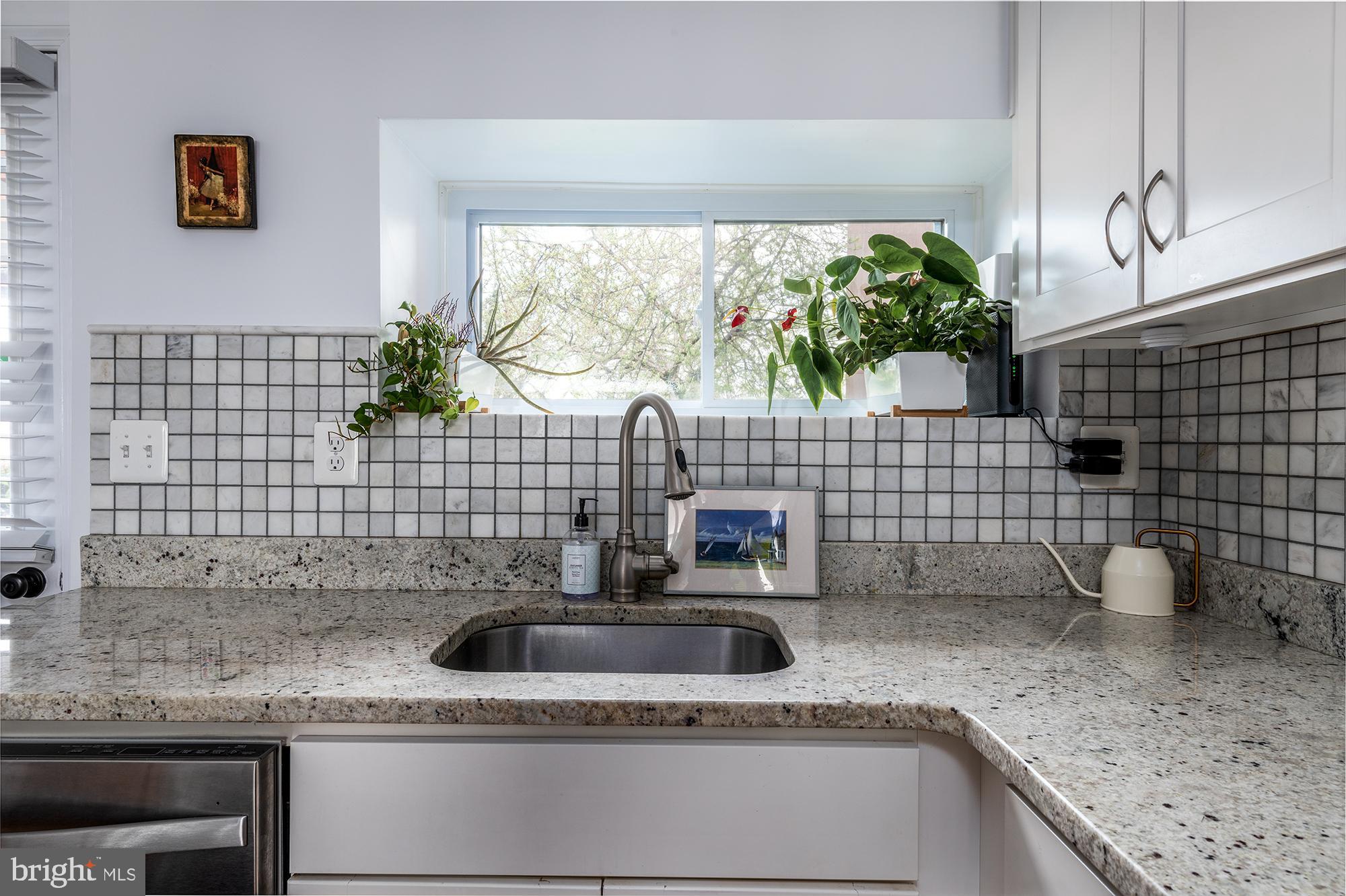 HIGHLANDTOWN - Residential