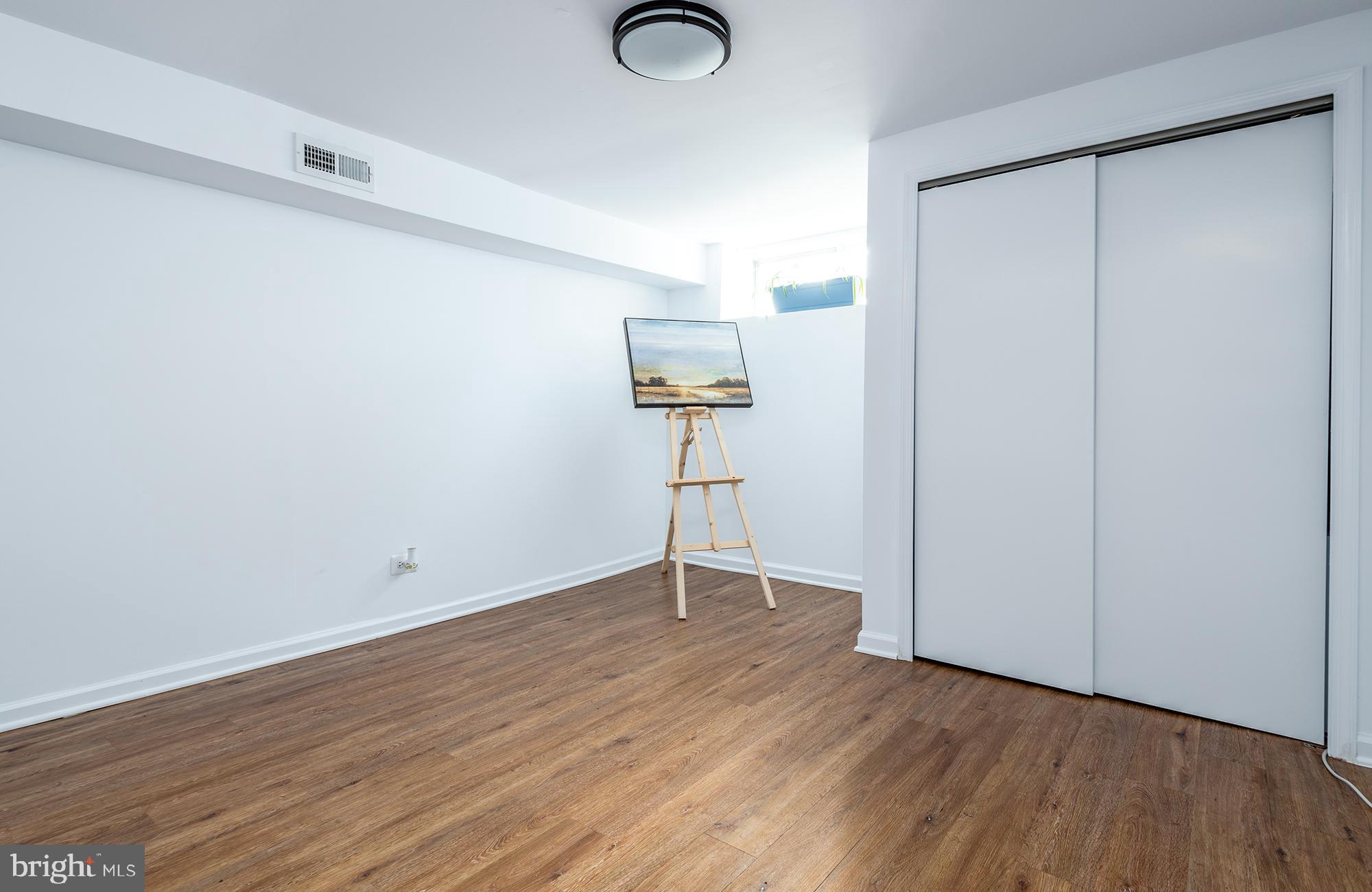 HIGHLANDTOWN - Residential