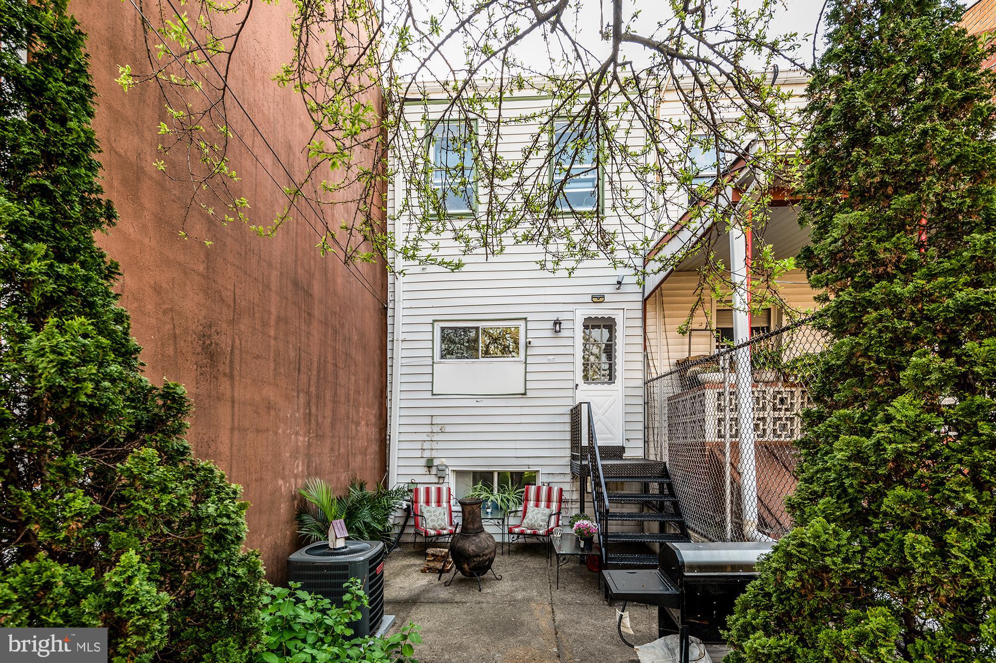 HIGHLANDTOWN - Residential