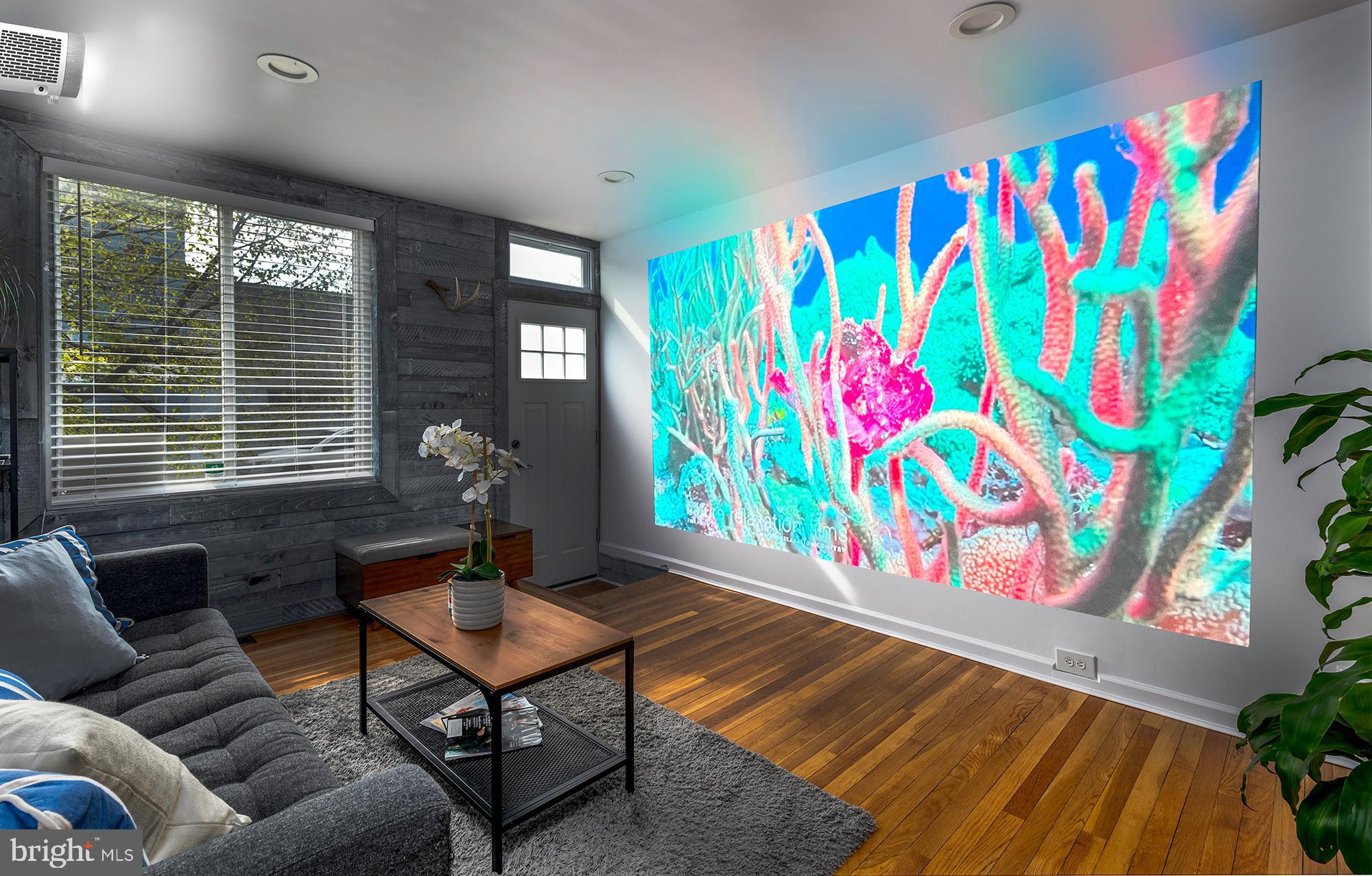 HIGHLANDTOWN - Residential