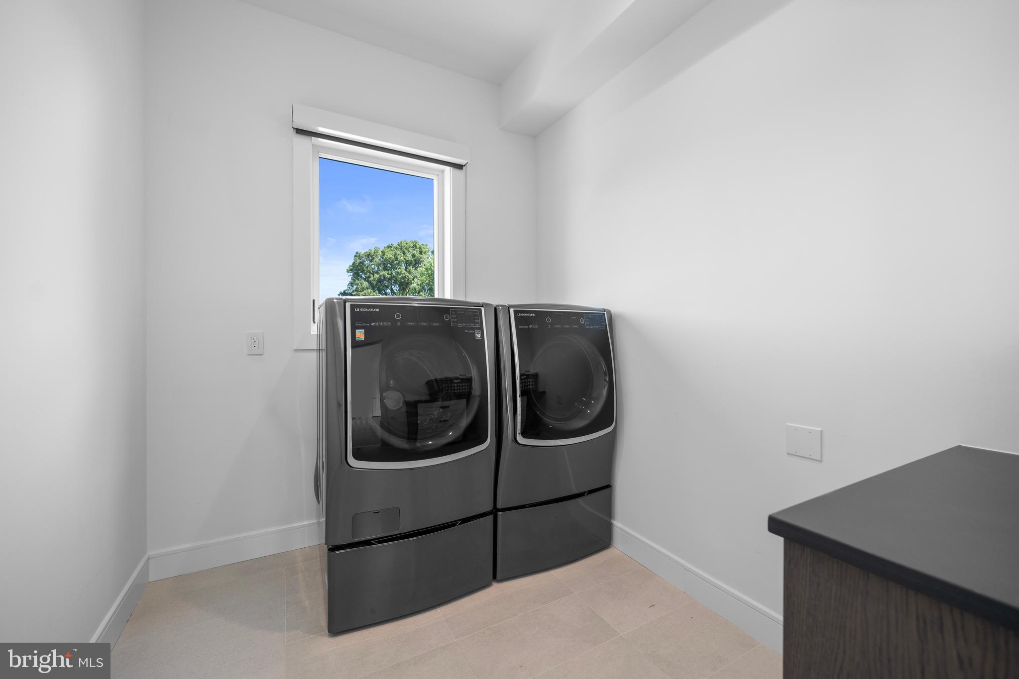 BROYHILLS MCLEAN ESTATES - Residential