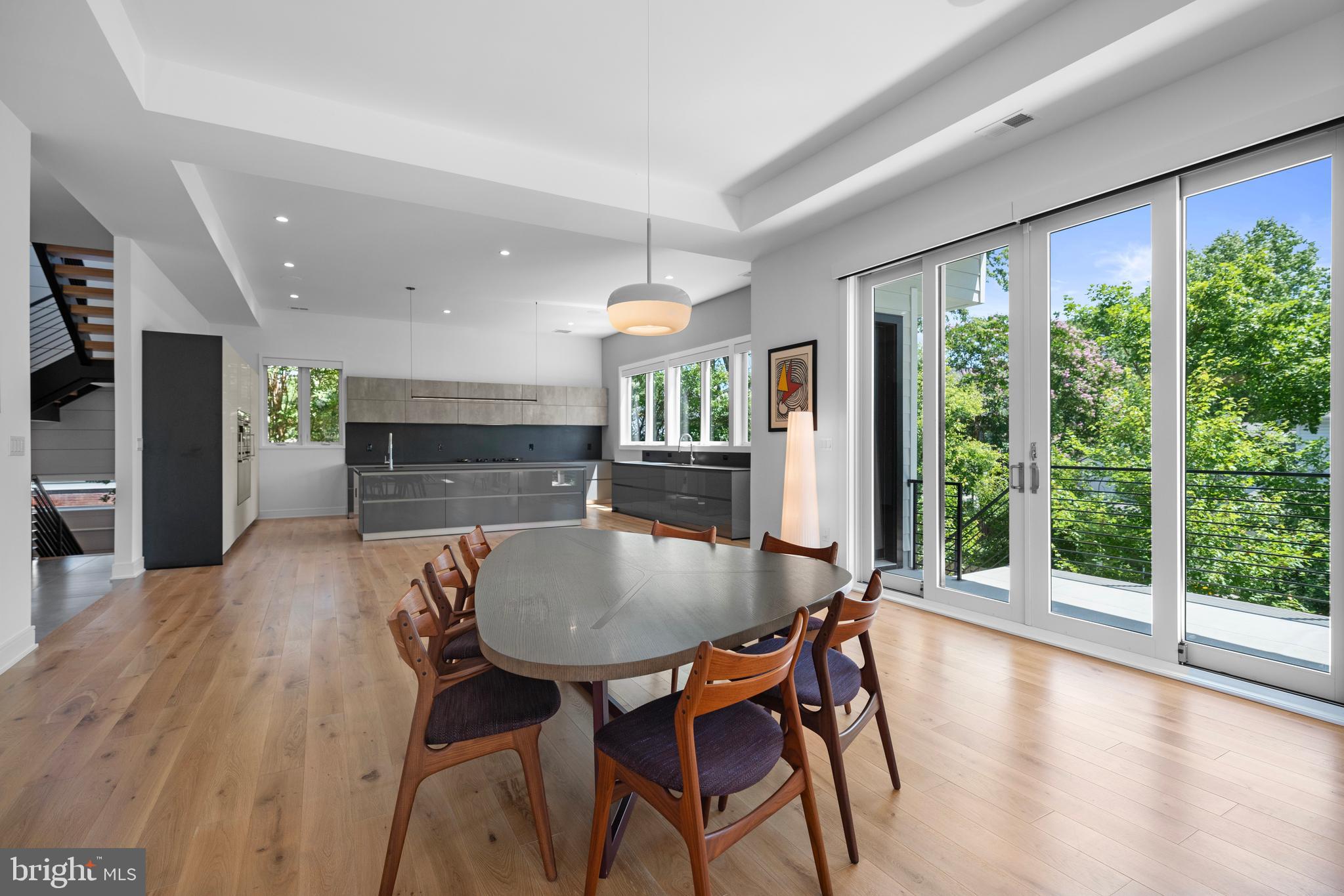 BROYHILLS MCLEAN ESTATES - Residential