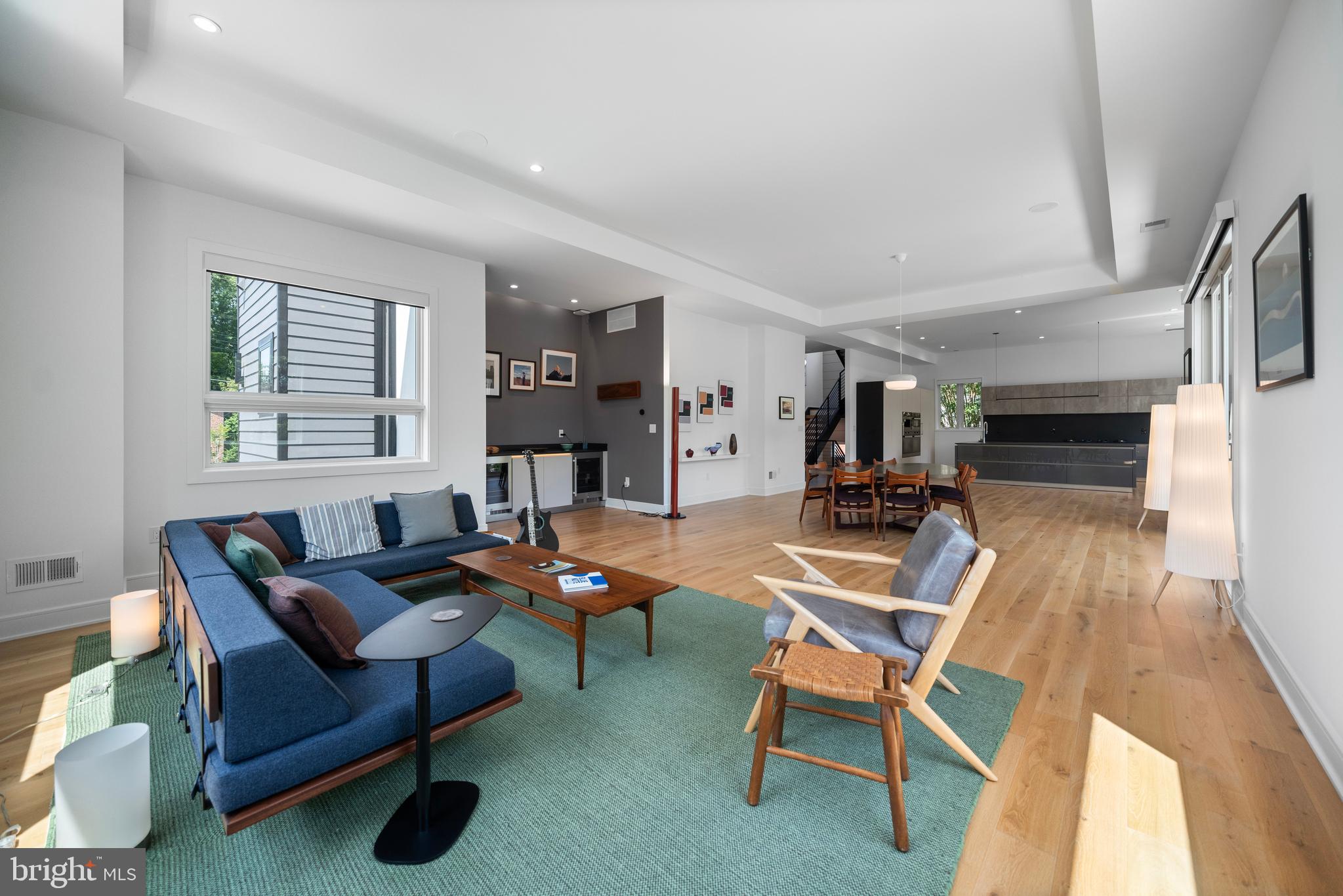 BROYHILLS MCLEAN ESTATES - Residential