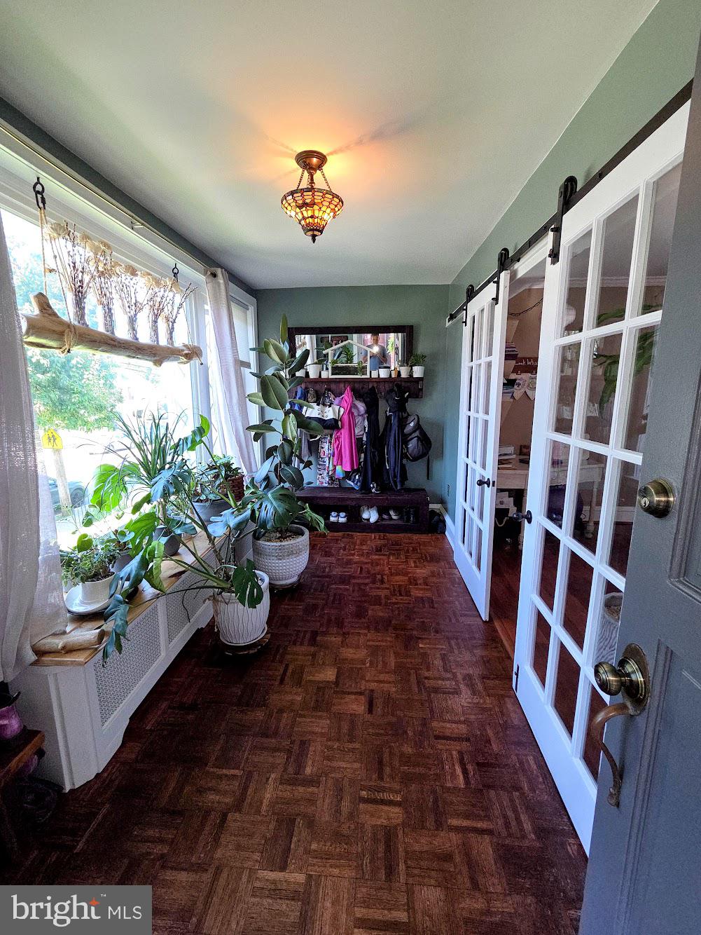 367 LONGSHORE AVENUE