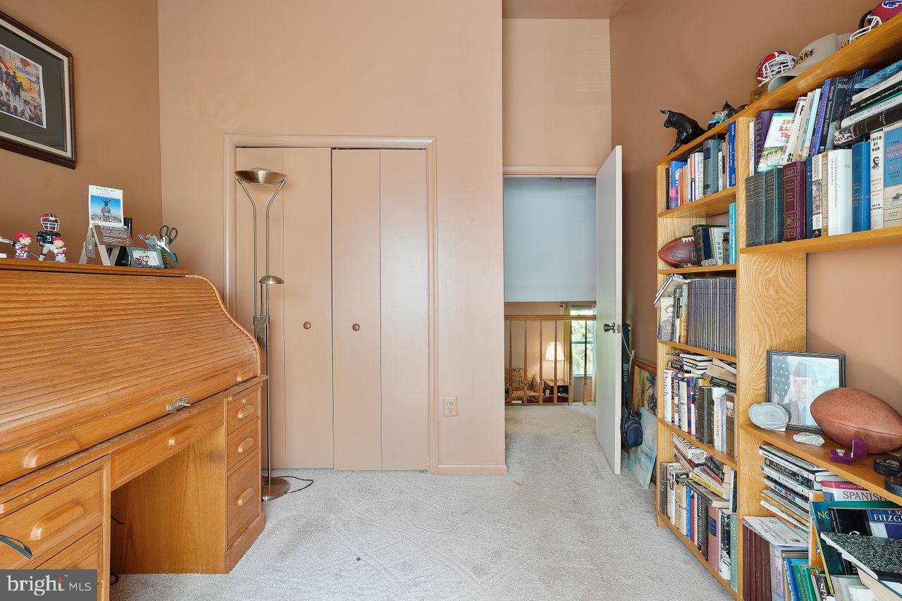 HILLSDALE - Residential