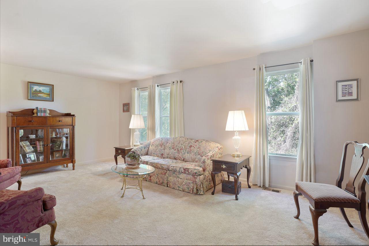 HILLSDALE - Residential