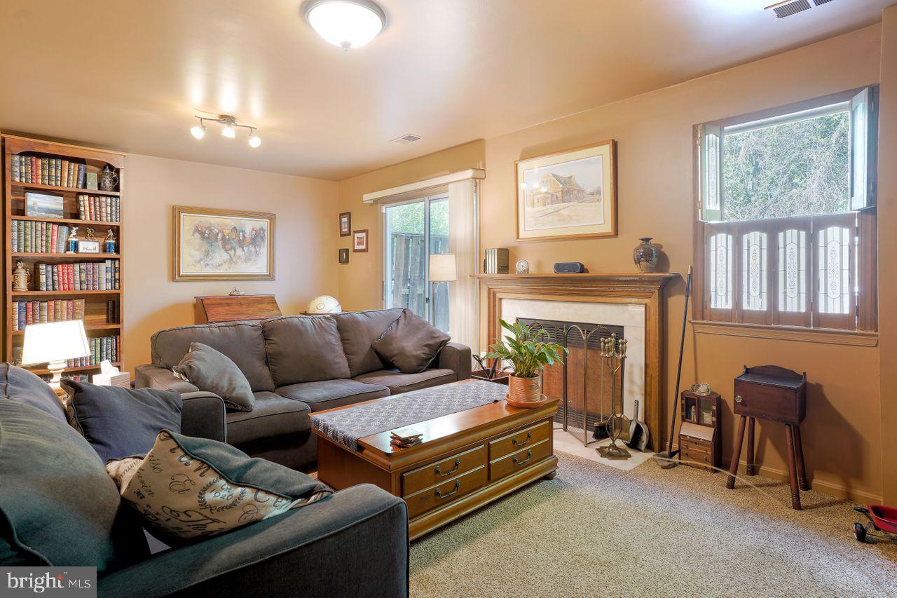 HILLSDALE - Residential